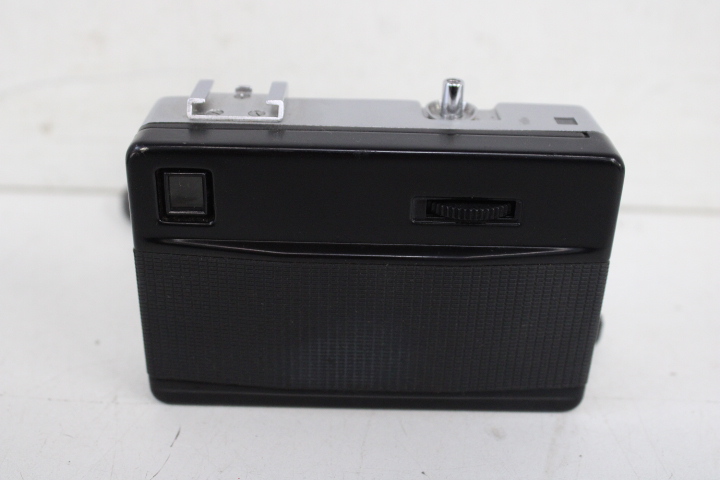 Diverse digitale en analoge camera's – foto 30 – kavel bij GSD Auctions, Zoeterwoude