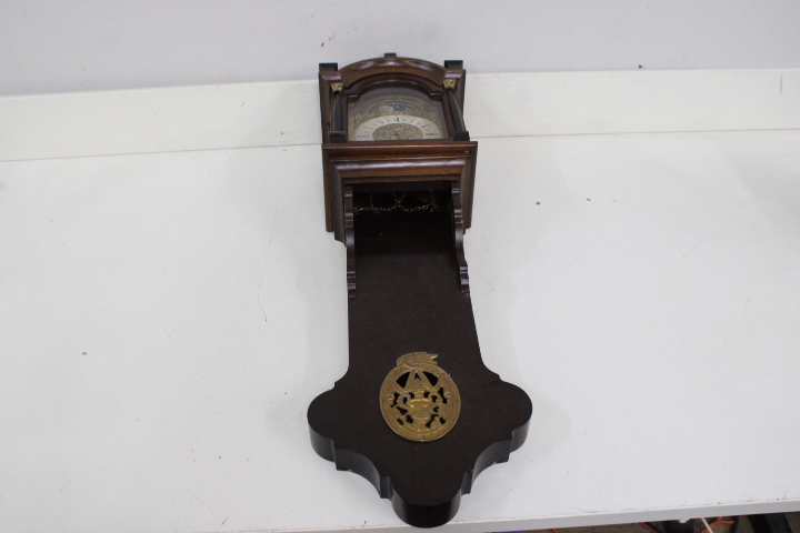 Antieke houten staartklok met messing wijzerplaat – foto 16 – kavel bij GSD Auctions, Zoeterwoude
