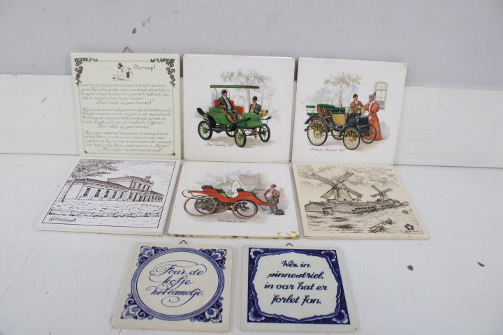 Set van 8 decoratieve tegels met klassieke auto's en molen – foto 4 – kavel bij GSD Auctions, Zoeterwoude
