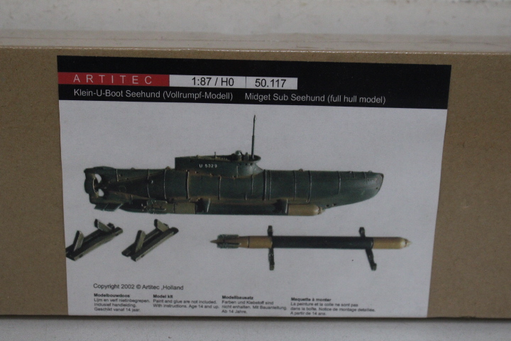 Twee keer modelbouw kit duikboot – foto 5 – kavel bij GSD Auctions, Zoeterwoude