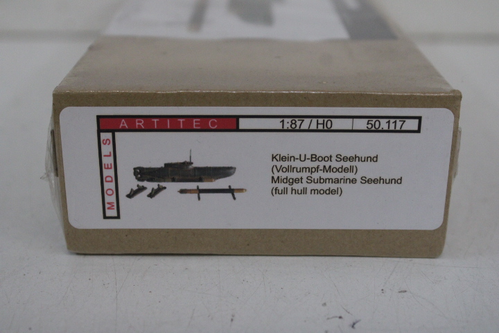 Twee keer modelbouw kit duikboot – foto 6 – kavel bij GSD Auctions, Zoeterwoude