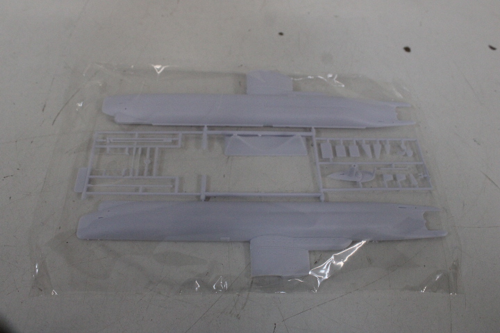 Twee keer modelbouw kit duikboot – foto 13 – kavel bij GSD Auctions, Zoeterwoude