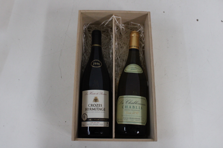 Set van zes verschillende wijnflessen – foto 15 – kavel bij GSD Auctions, Zoeterwoude
