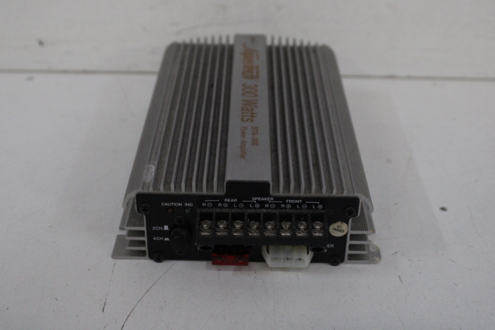 Supertech 300 Watt Versterker – foto 5 – kavel bij GSD Auctions, Zoeterwoude