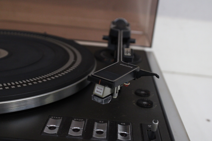 Philips platenspeler – foto 11 – kavel bij GSD Auctions, Zoeterwoude