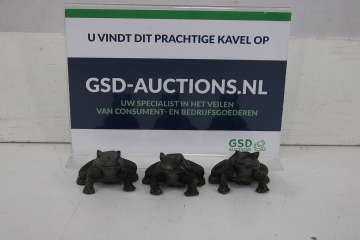 Set van drie kleine decoratieve bronzen kikkers – foto 2 – kavel bij GSD Auctions, Zoeterwoude