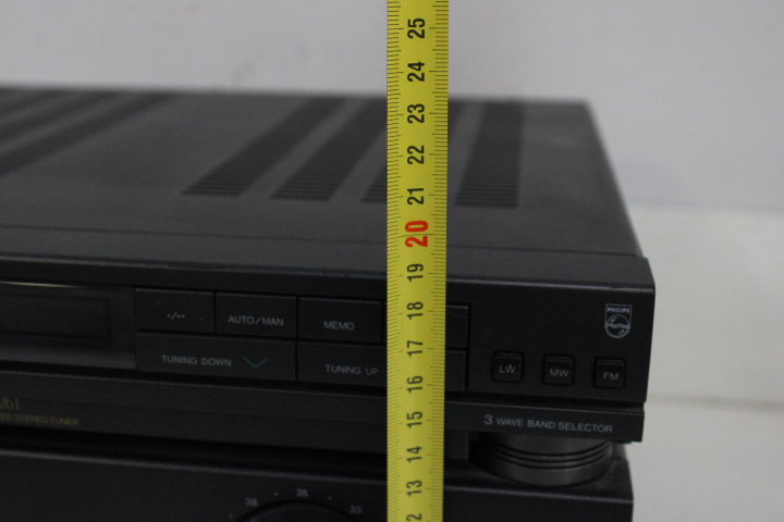 Philips CD speler en versterker set – foto 22 – kavel bij GSD Auctions, Zoeterwoude