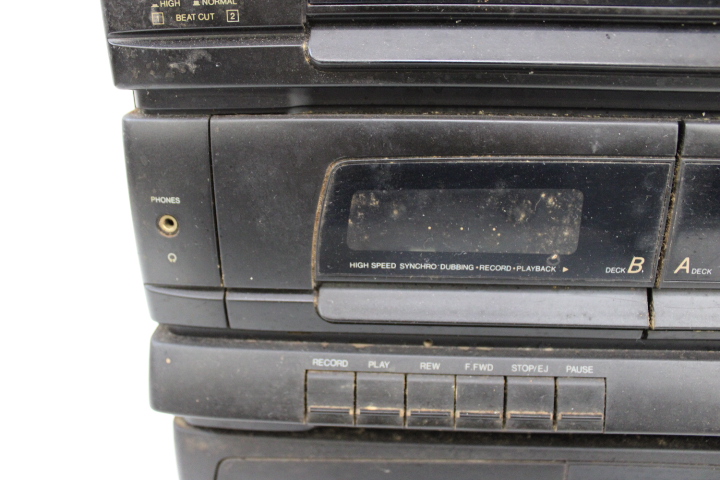 Technics stereo set - platenspeler en dubbele cassettespeler – foto 13 – kavel bij GSD Auctions, Zoeterwoude