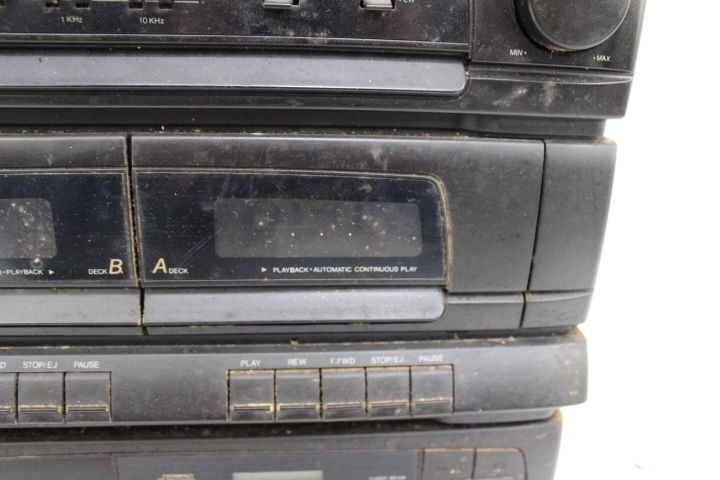 Technics stereo set - platenspeler en dubbele cassettespeler – foto 14 – kavel bij GSD Auctions, Zoeterwoude