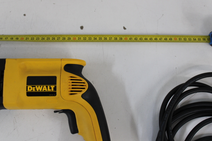 DeWalt elektrische klopboormachinie met koffer – foto 17 – kavel bij GSD Auctions, Zoeterwoude