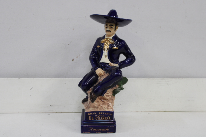 Gran Reserva Tequila El Charro fles in vormen beeld – foto 3 – kavel bij GSD Auctions, Zoeterwoude