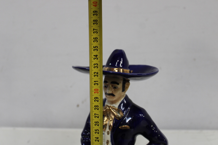 Gran Reserva Tequila El Charro fles in vormen beeld – foto 17 – kavel bij GSD Auctions, Zoeterwoude