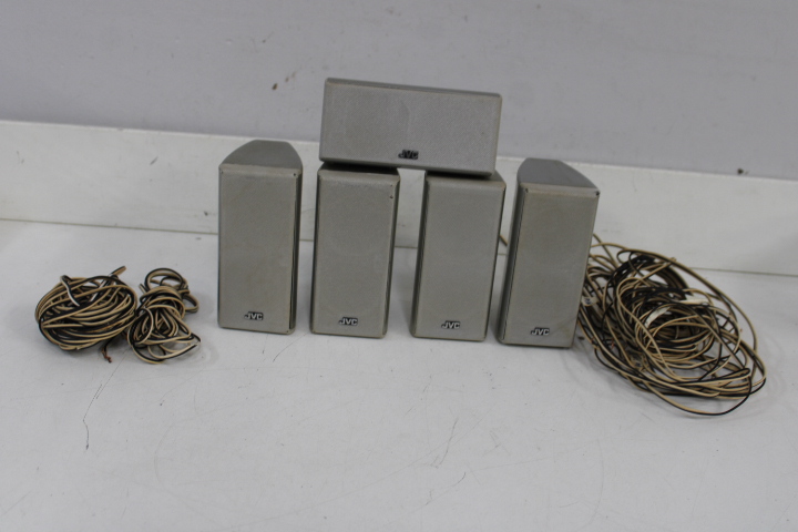 Set van 5 JVC luidsprekers – foto 4 – kavel bij GSD Auctions, Zoeterwoude