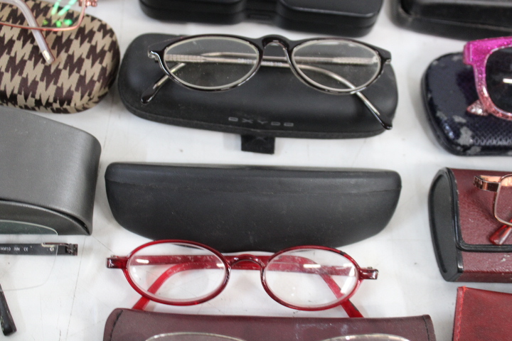 Collectie diverse brilframes met etuis – foto 13 – kavel bij GSD Auctions, Zoeterwoude