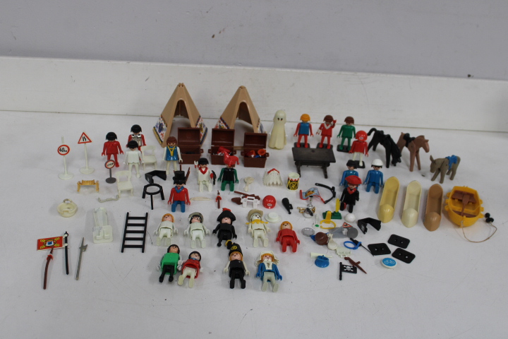 Diverse Playmobil figuren en accessoires – foto 4 – kavel bij GSD Auctions, Zoeterwoude