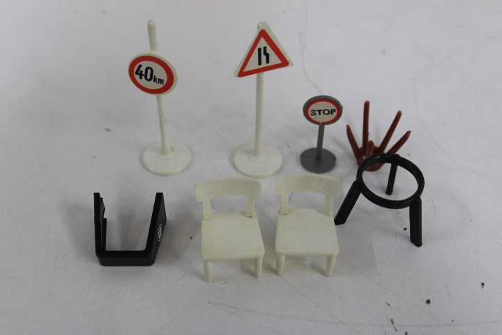 Diverse Playmobil figuren en accessoires – foto 9 – kavel bij GSD Auctions, Zoeterwoude