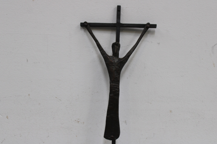 Set religieuze beelden en kruisen – foto 14 – kavel bij GSD Auctions, Zoeterwoude
