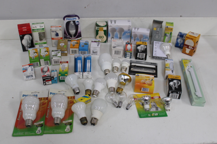 Diverse LED en spaarlampen assorti – foto 3 – kavel bij GSD Auctions, Zoeterwoude