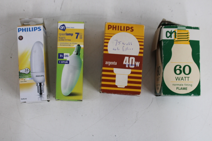 Diverse LED en spaarlampen assorti – foto 14 – kavel bij GSD Auctions, Zoeterwoude