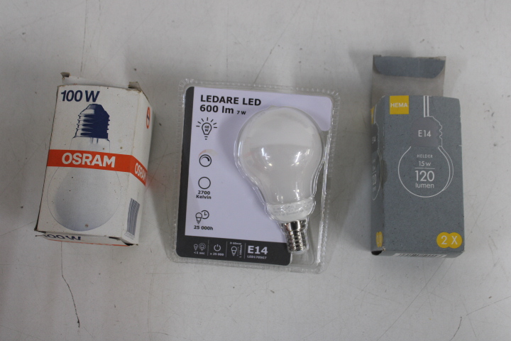 Diverse LED en spaarlampen assorti – foto 16 – kavel bij GSD Auctions, Zoeterwoude