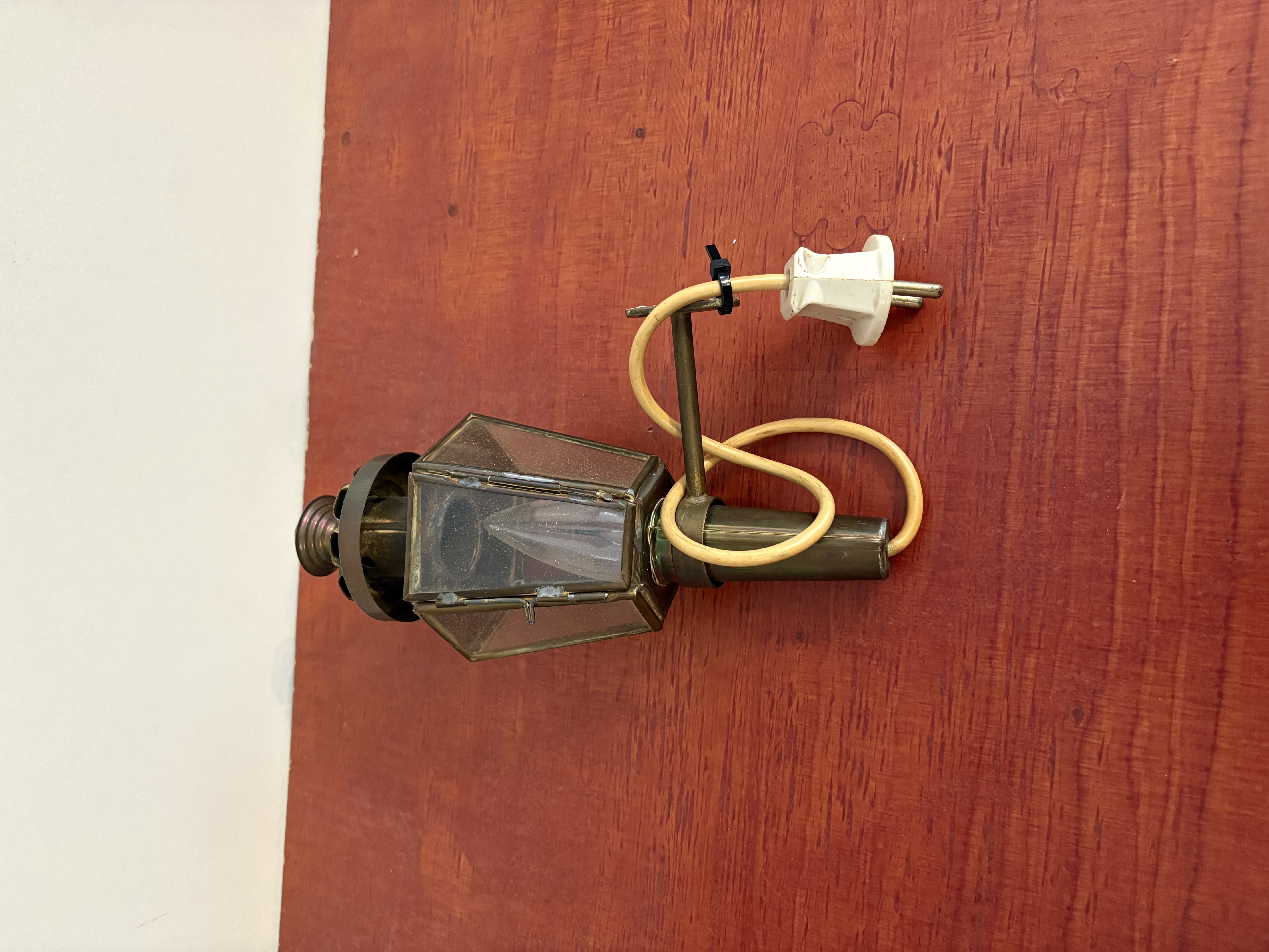 Muur lamp koperen – kavel bij GSD Auctions, Zoeterwoude