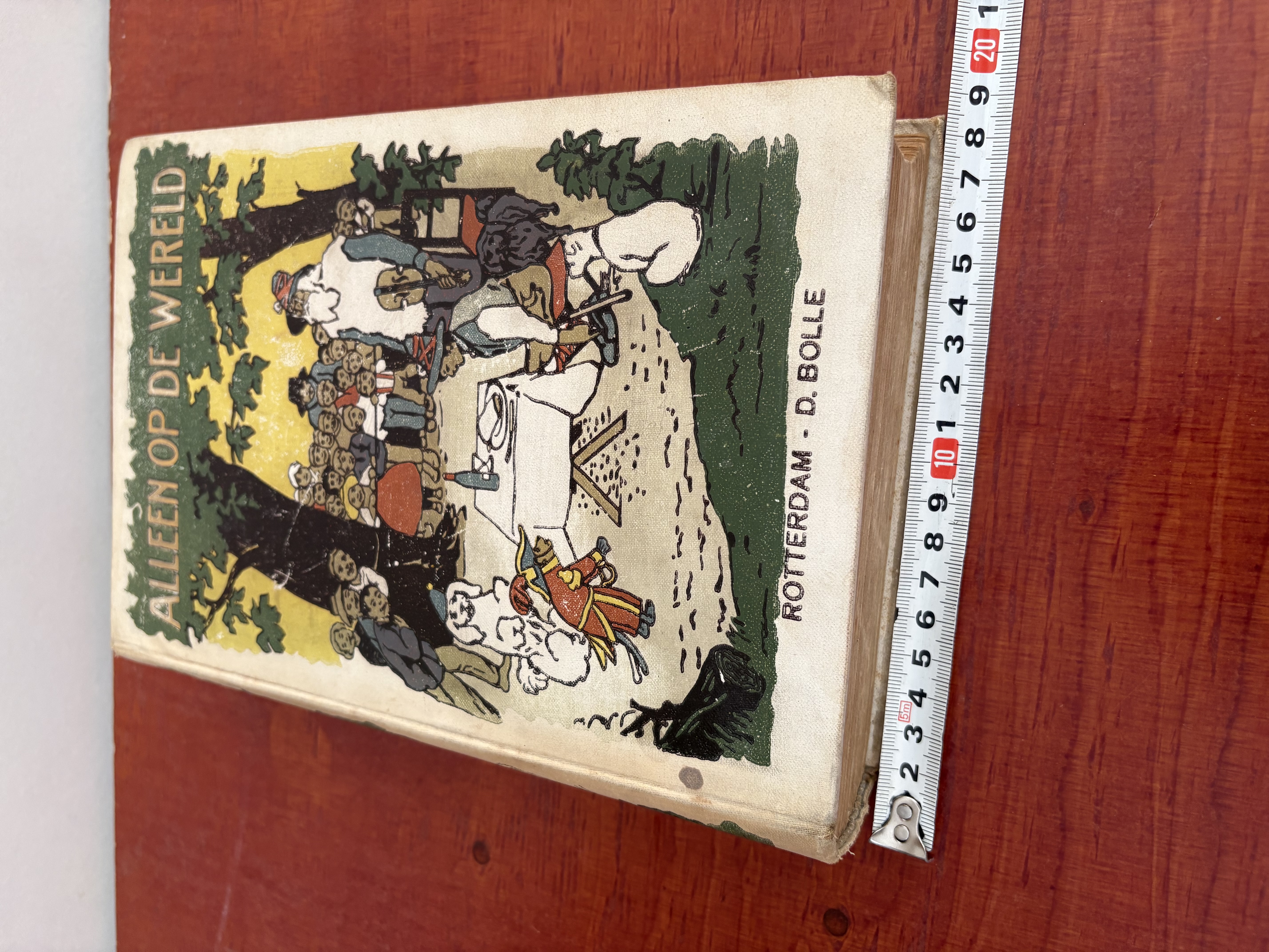 Alleen op de wereld Verhalen Boek – foto 2 – kavel bij GSD Auctions, Zoeterwoude