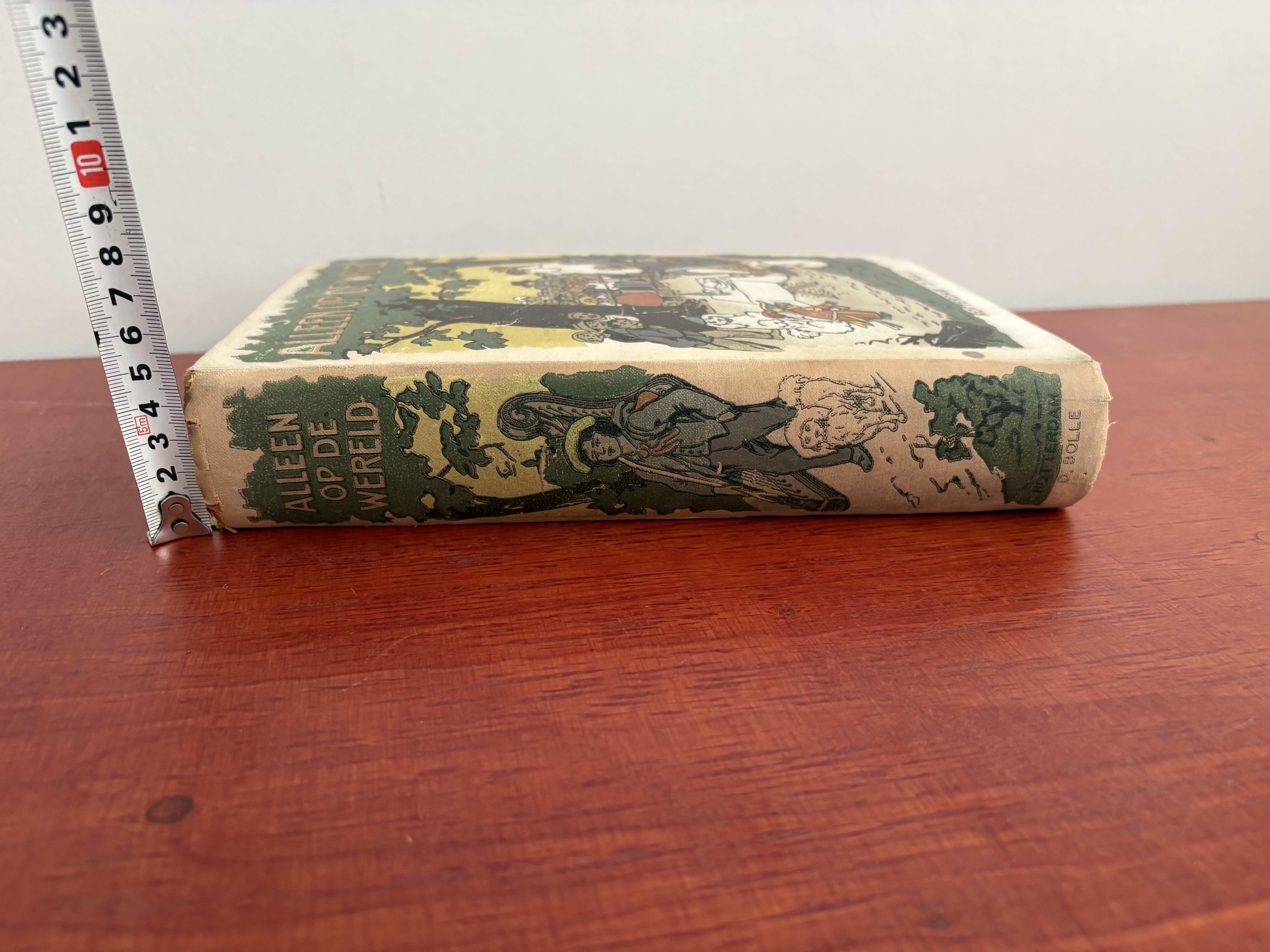 Alleen op de wereld Verhalen Boek – foto 3 – kavel bij GSD Auctions, Zoeterwoude