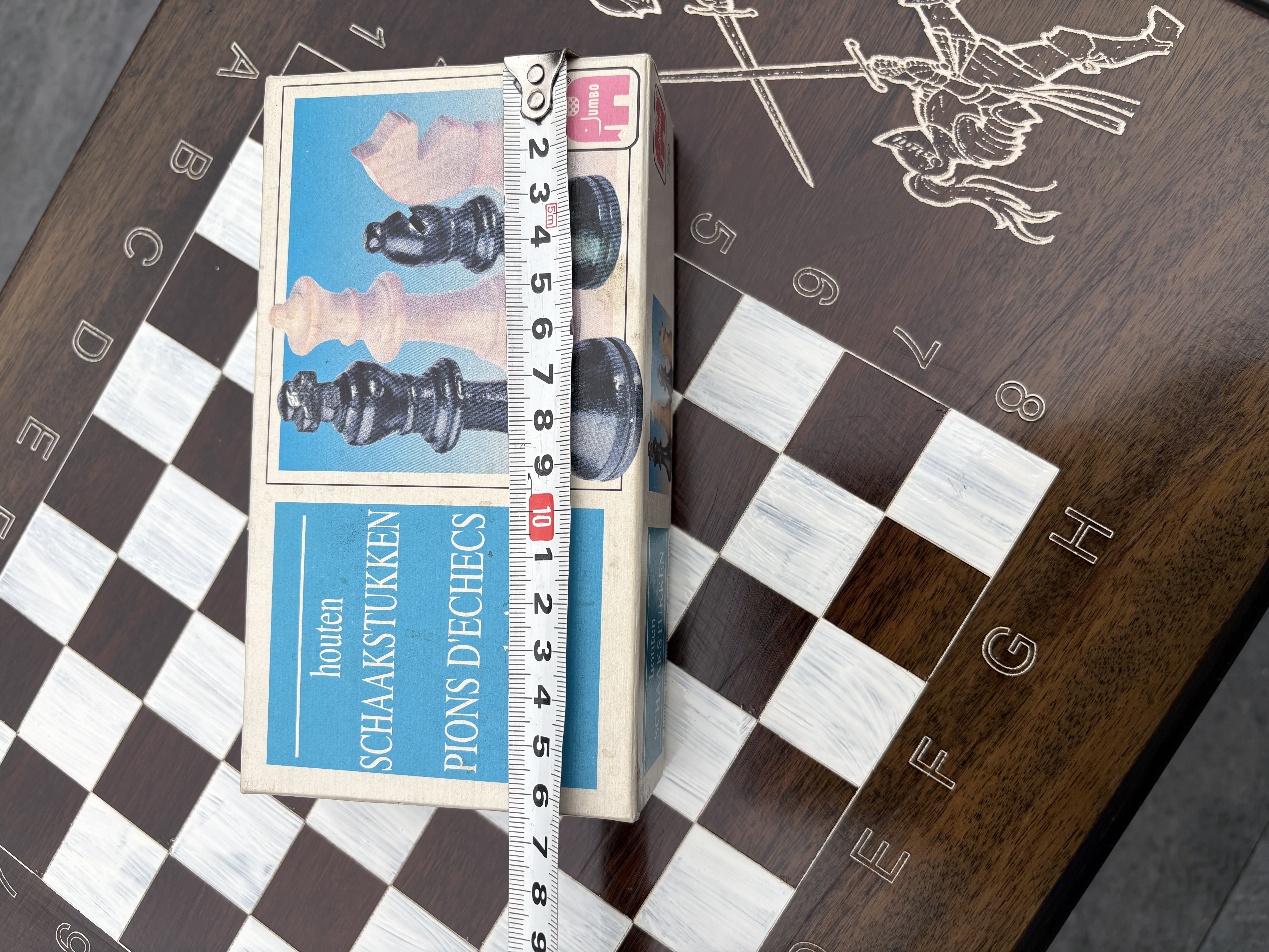 Schaakspel op tafel (nummer 7) – foto 13 – kavel bij GSD Auctions, Zoeterwoude
