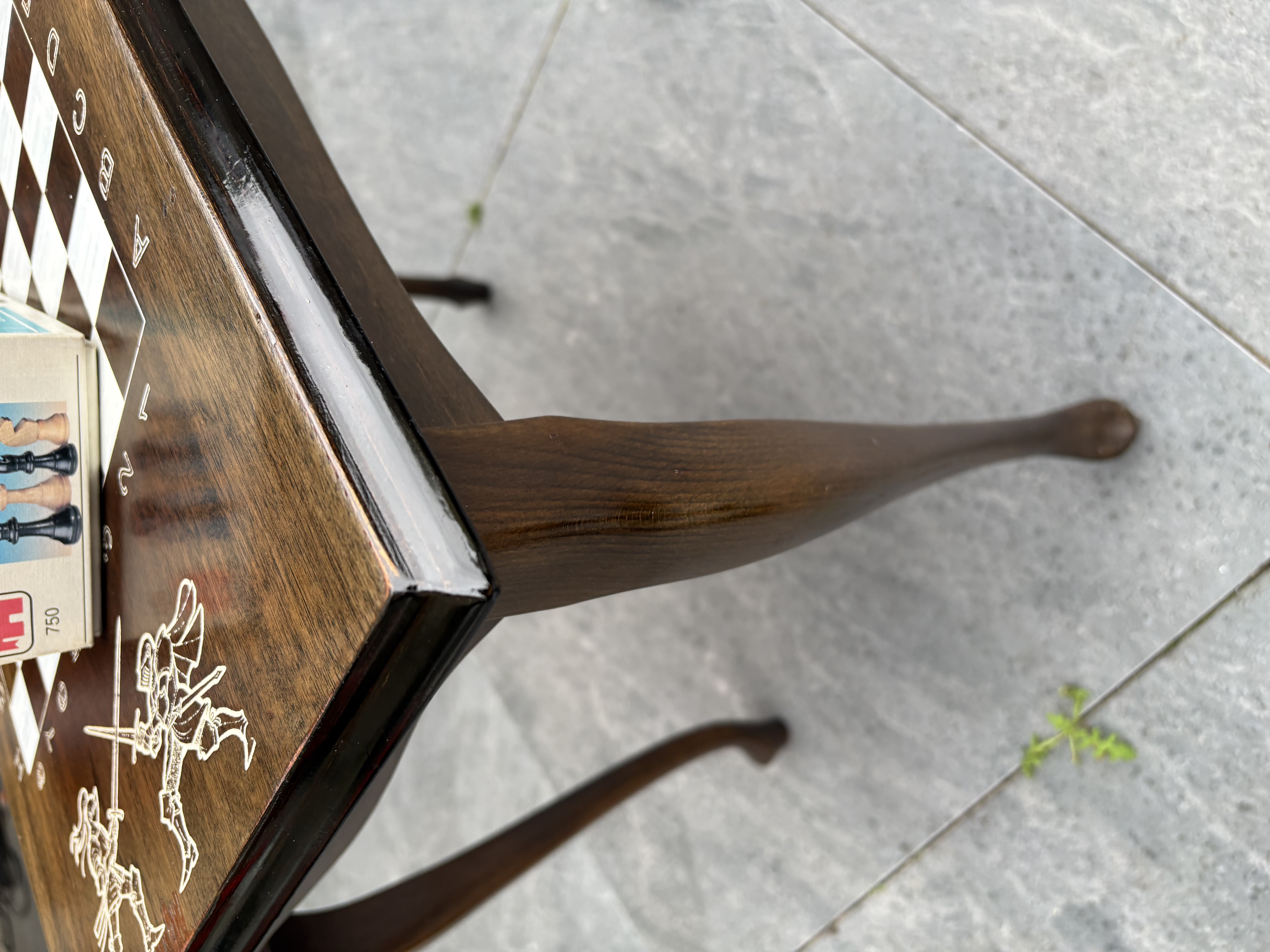 Schaakspel op tafel (nummer 7) – foto 12 – kavel bij GSD Auctions, Zoeterwoude