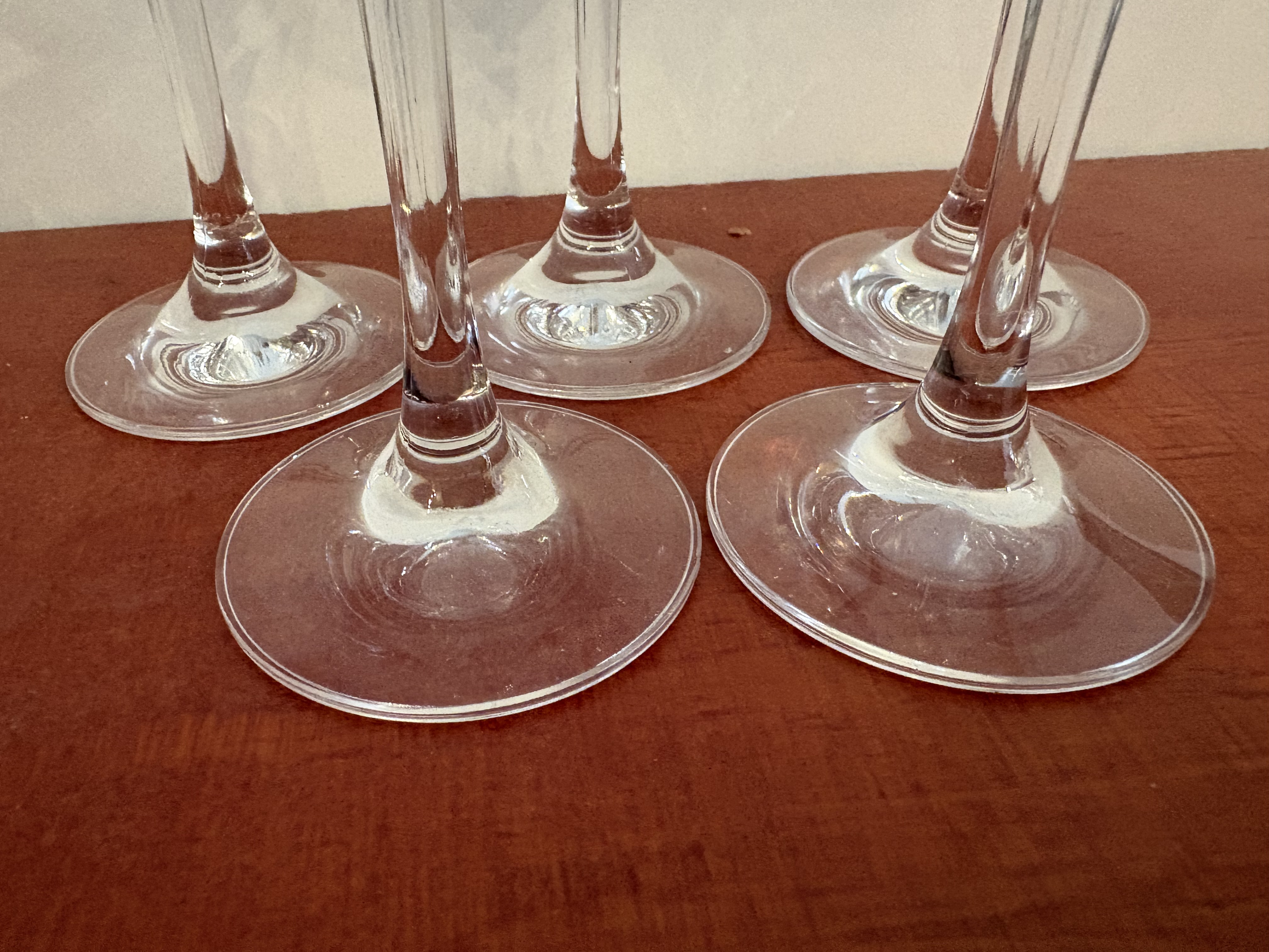 5 kristallen wodka glazen greep met tulp – foto 4 – kavel bij GSD Auctions, Zoeterwoude