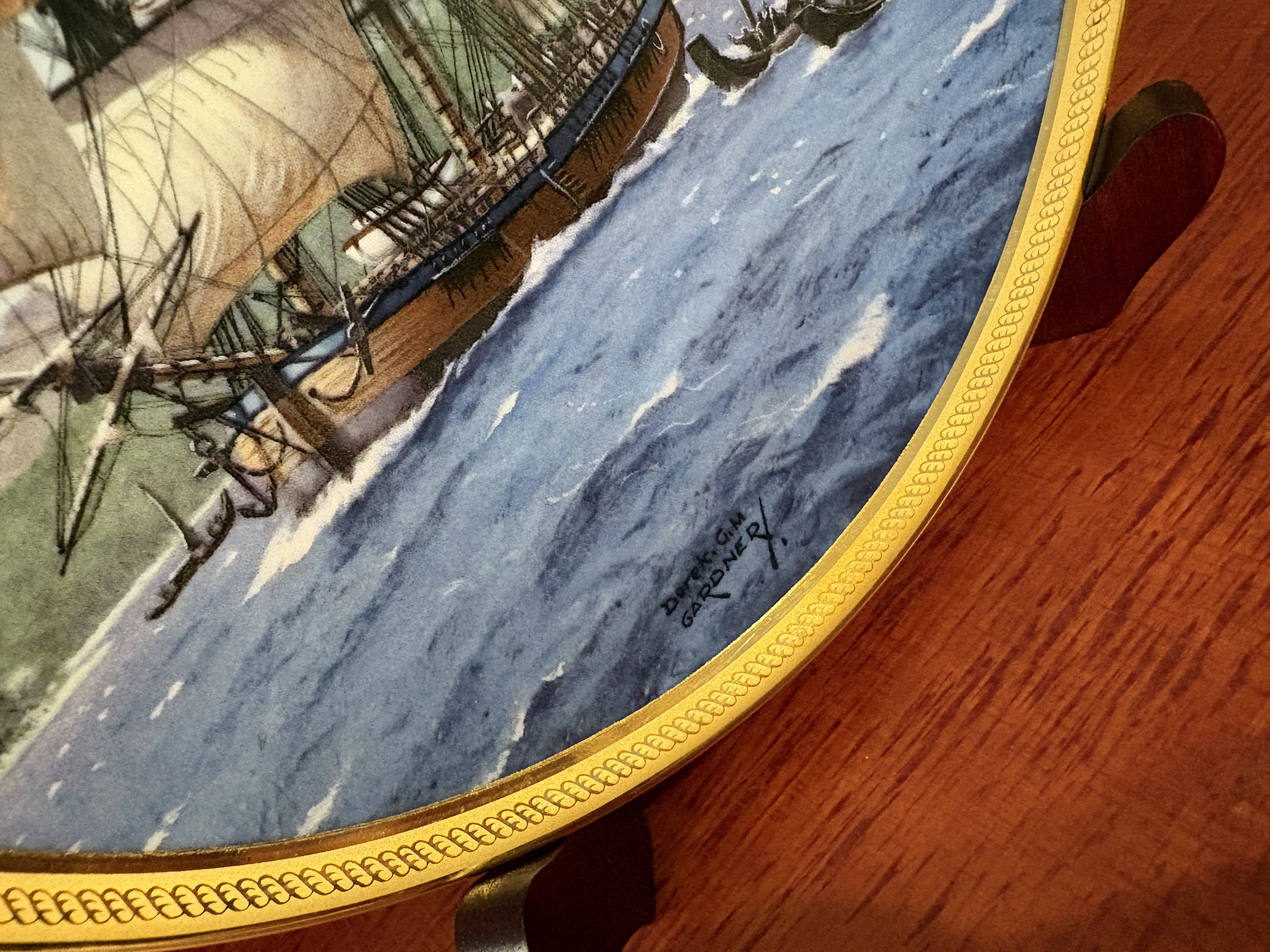 The Franklin Mint Schip wandbord "Endeavour" – foto 4 – kavel bij GSD Auctions, Zoeterwoude