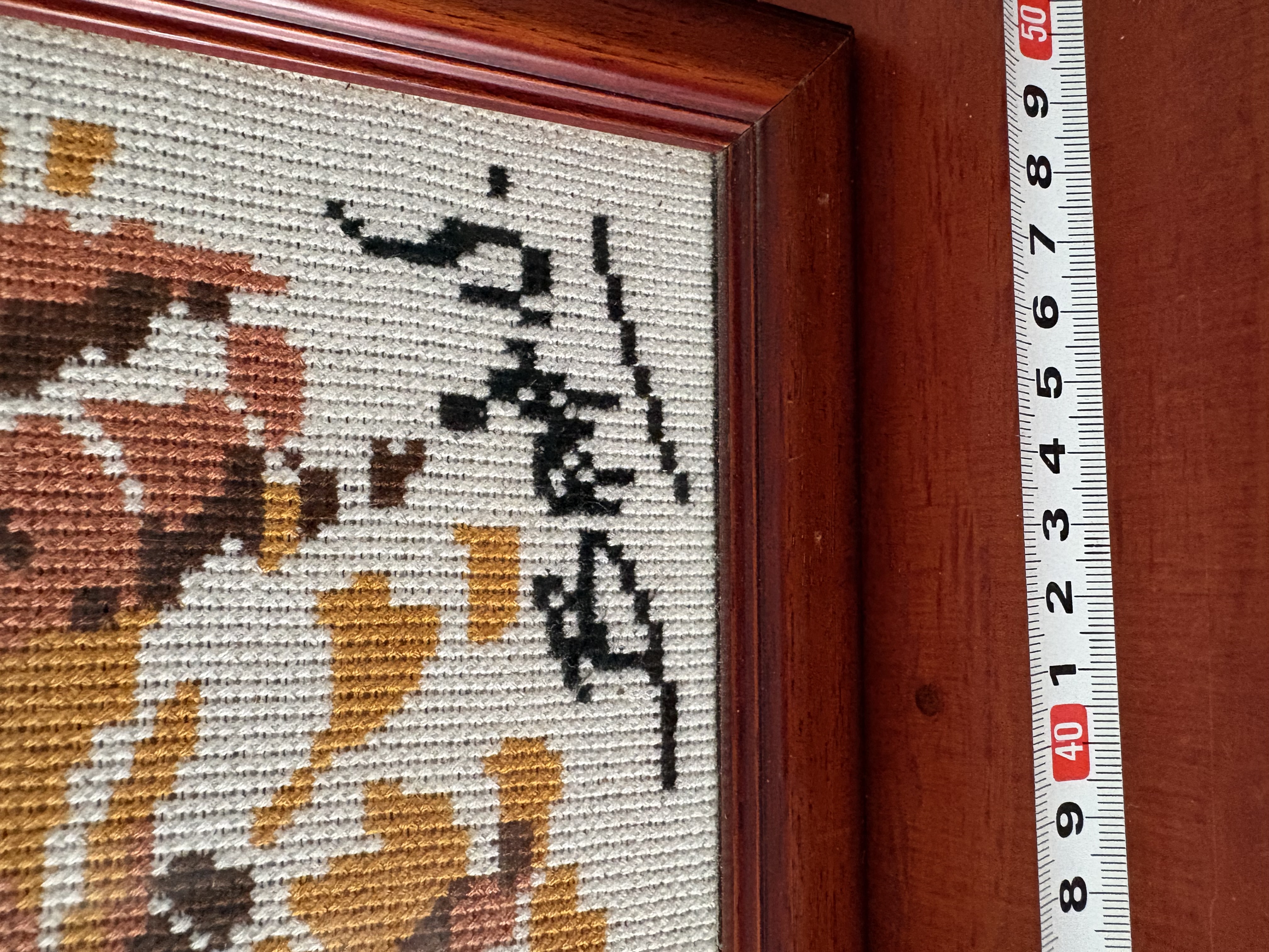 Borduurwerk of goblen van een vrouw met een tijger – foto 3 – kavel bij GSD Auctions, Zoeterwoude
