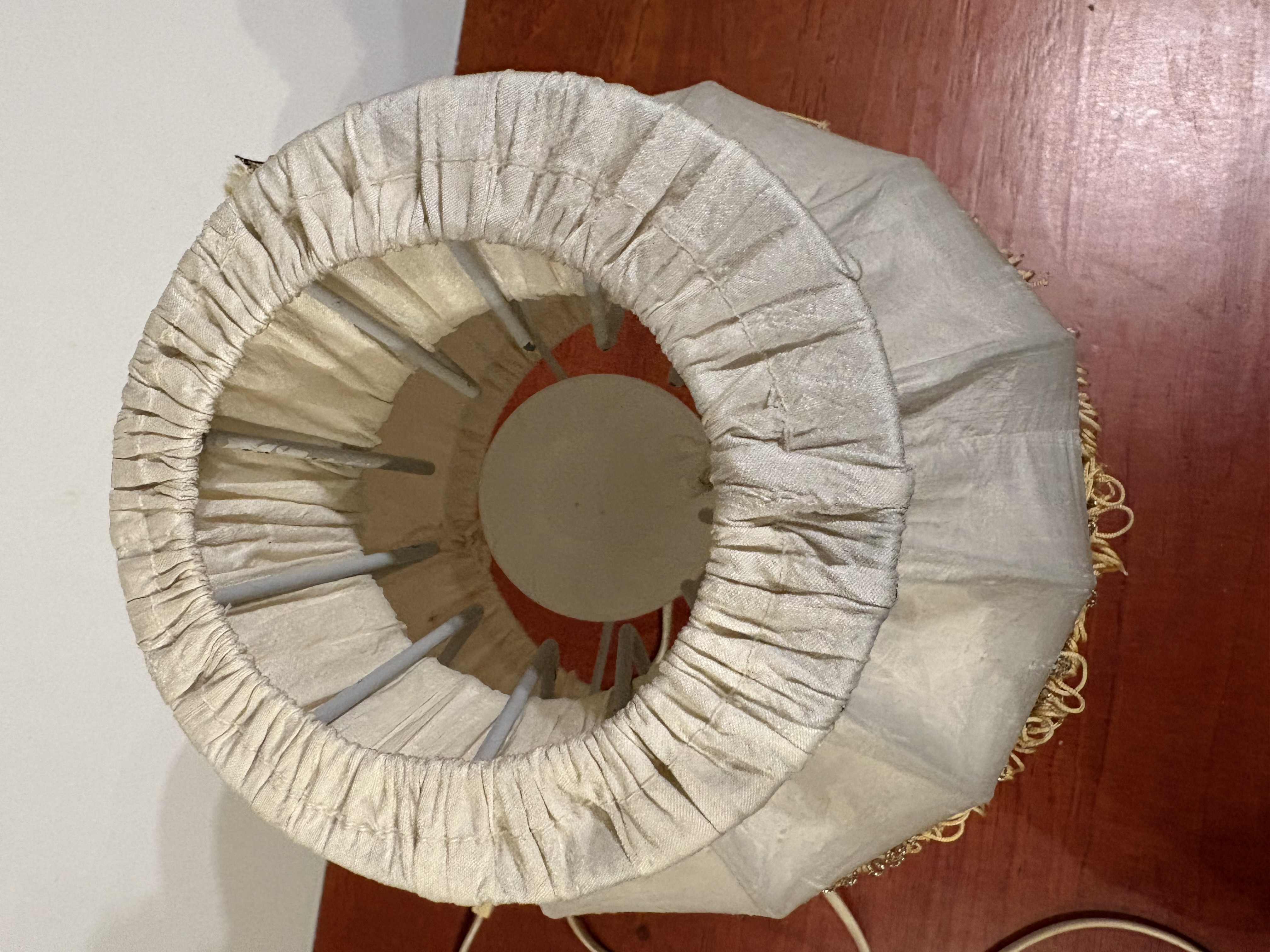 Tafellamp met engelen – foto 6 – kavel bij GSD Auctions, Zoeterwoude