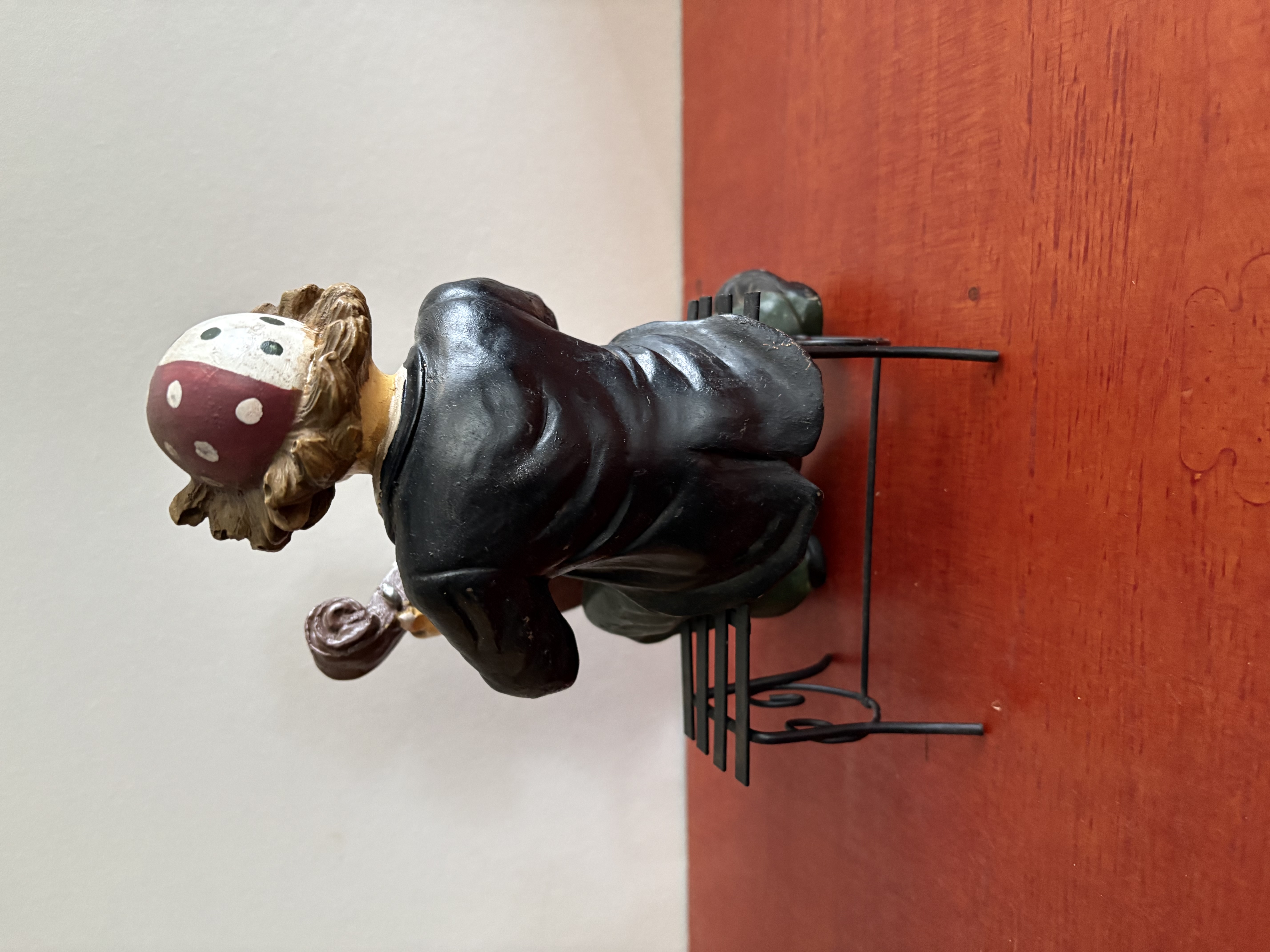 Clown met muziek instrument kunststof – foto 5 – kavel bij GSD Auctions, Zoeterwoude