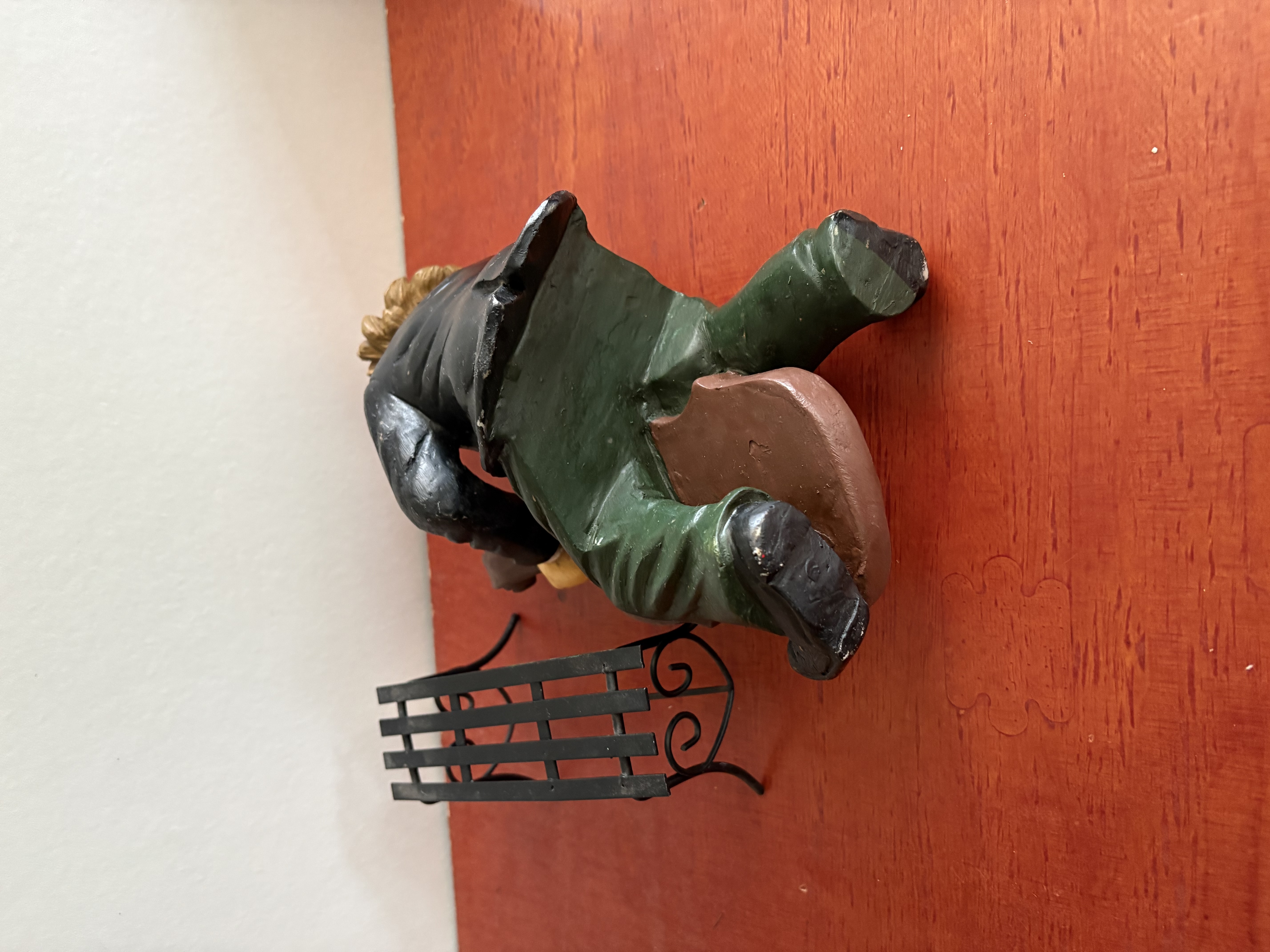 Clown met muziek instrument kunststof – foto 7 – kavel bij GSD Auctions, Zoeterwoude