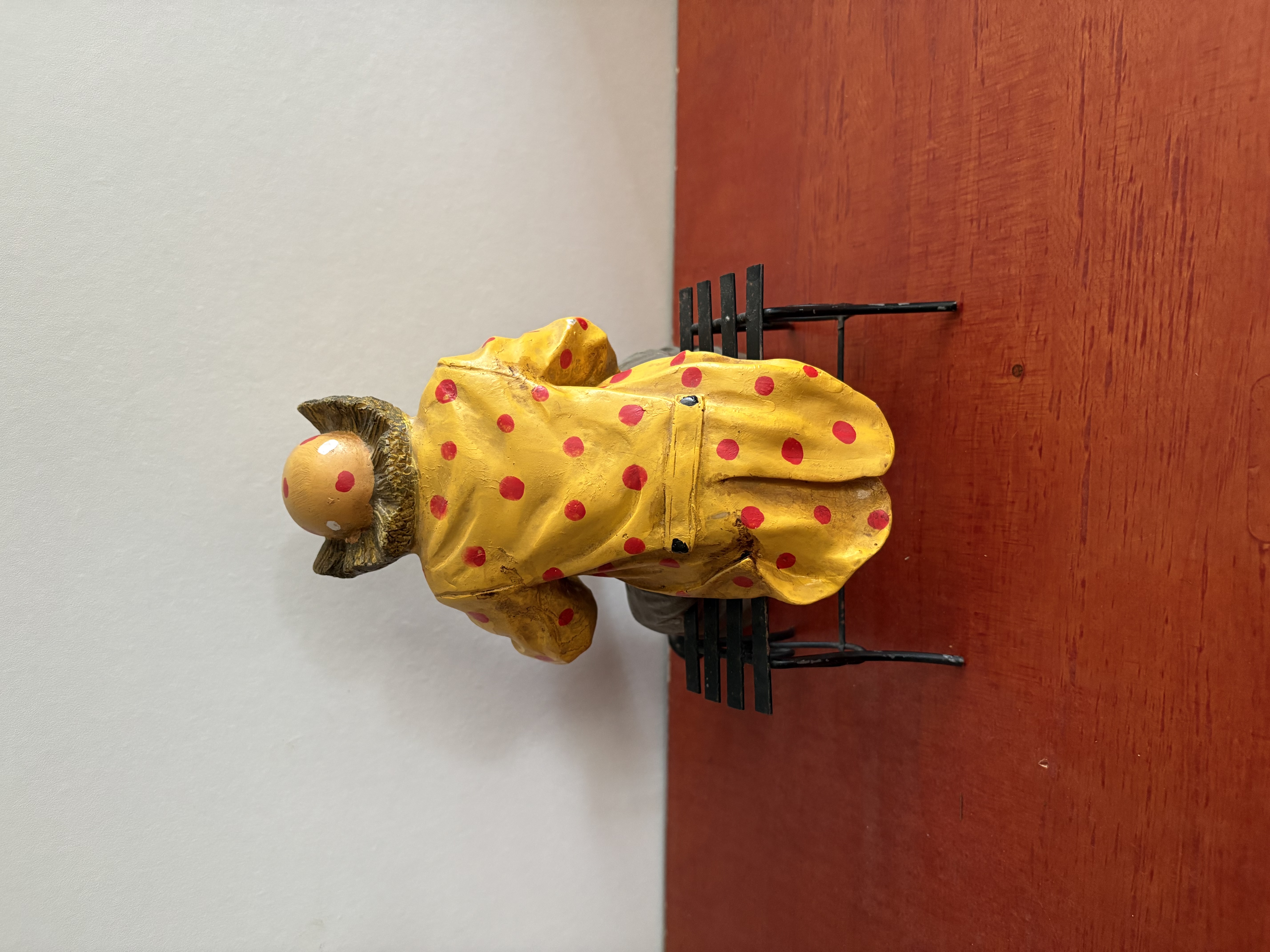 Clown met trompet kunststof – foto 6 – kavel bij GSD Auctions, Zoeterwoude