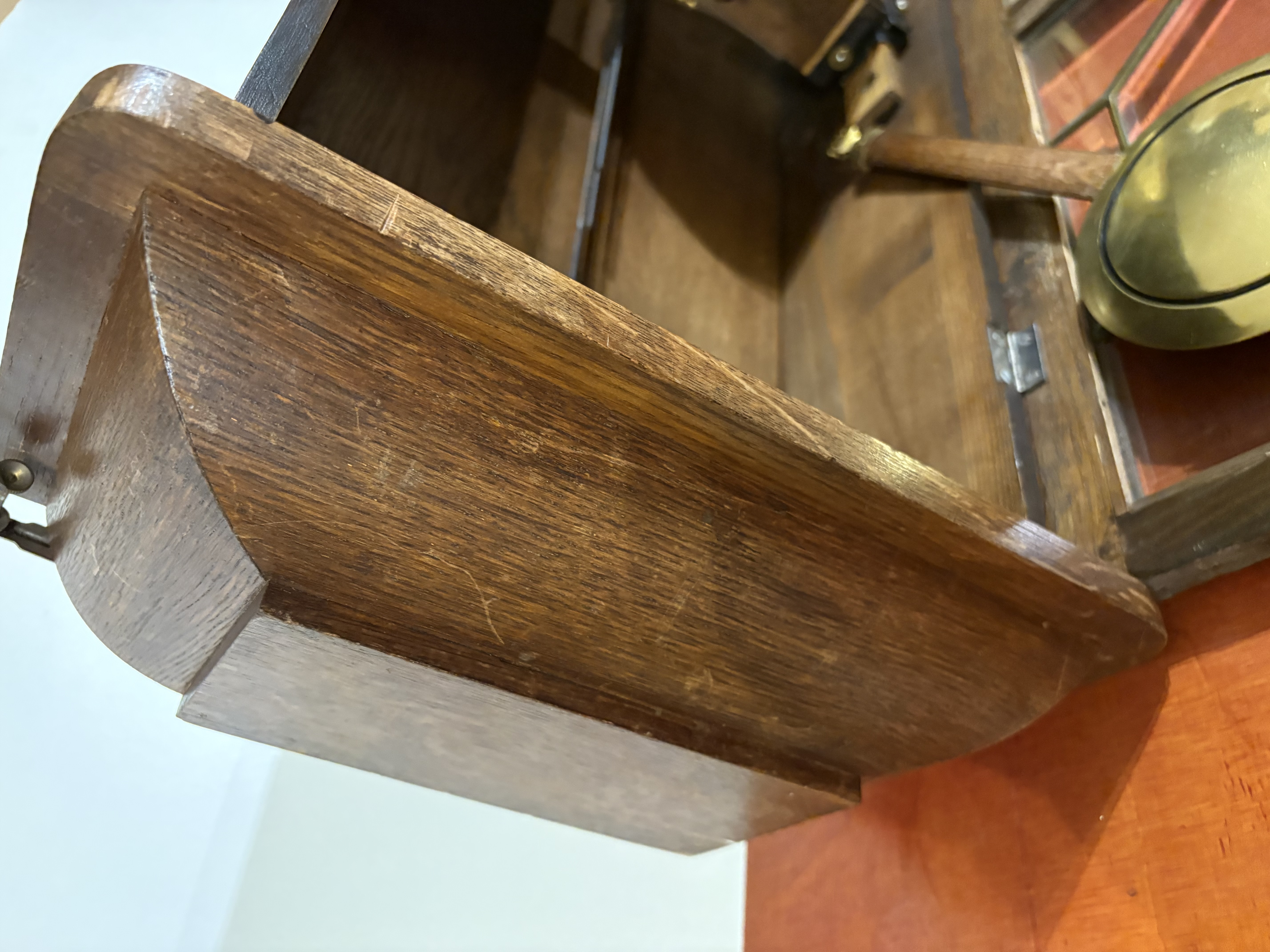 wandklok – foto 5 – kavel bij GSD Auctions, Zoeterwoude