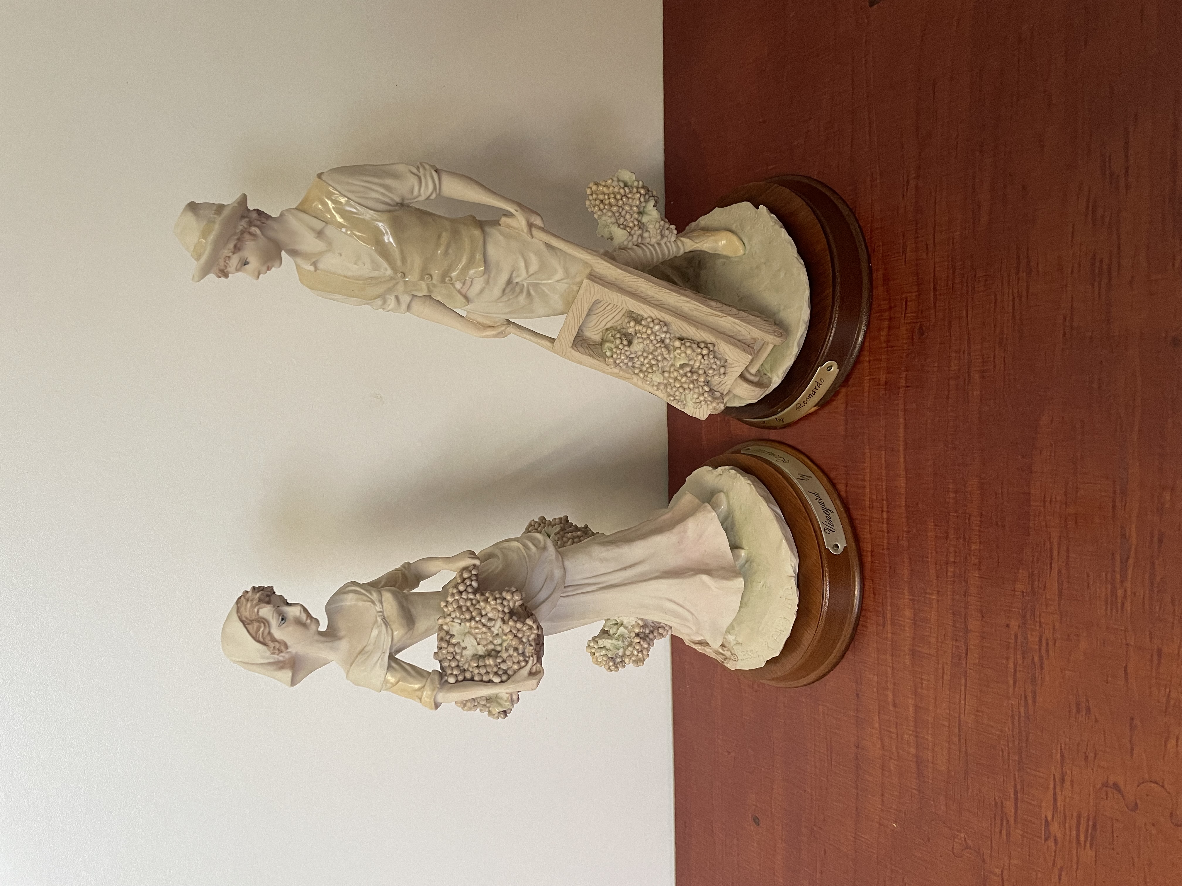 Vintage 2 decoratieve ornamenten van de Leonardo-collectie “Vineyard” – foto 4 – kavel bij GSD Auctions, Zoeterwoude