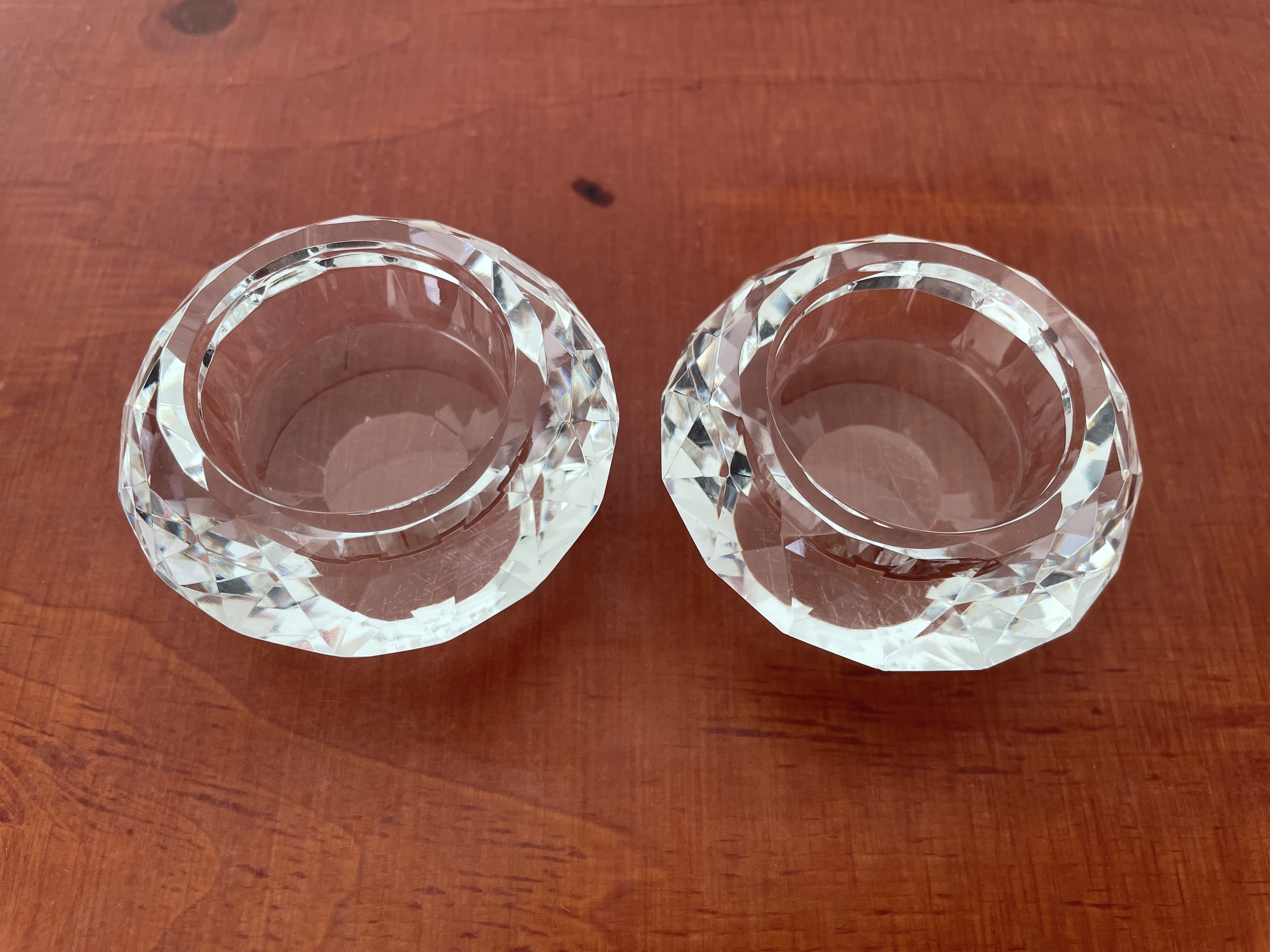 Kristallen vaas en kaars houders – foto 4 – kavel bij GSD Auctions, Zoeterwoude