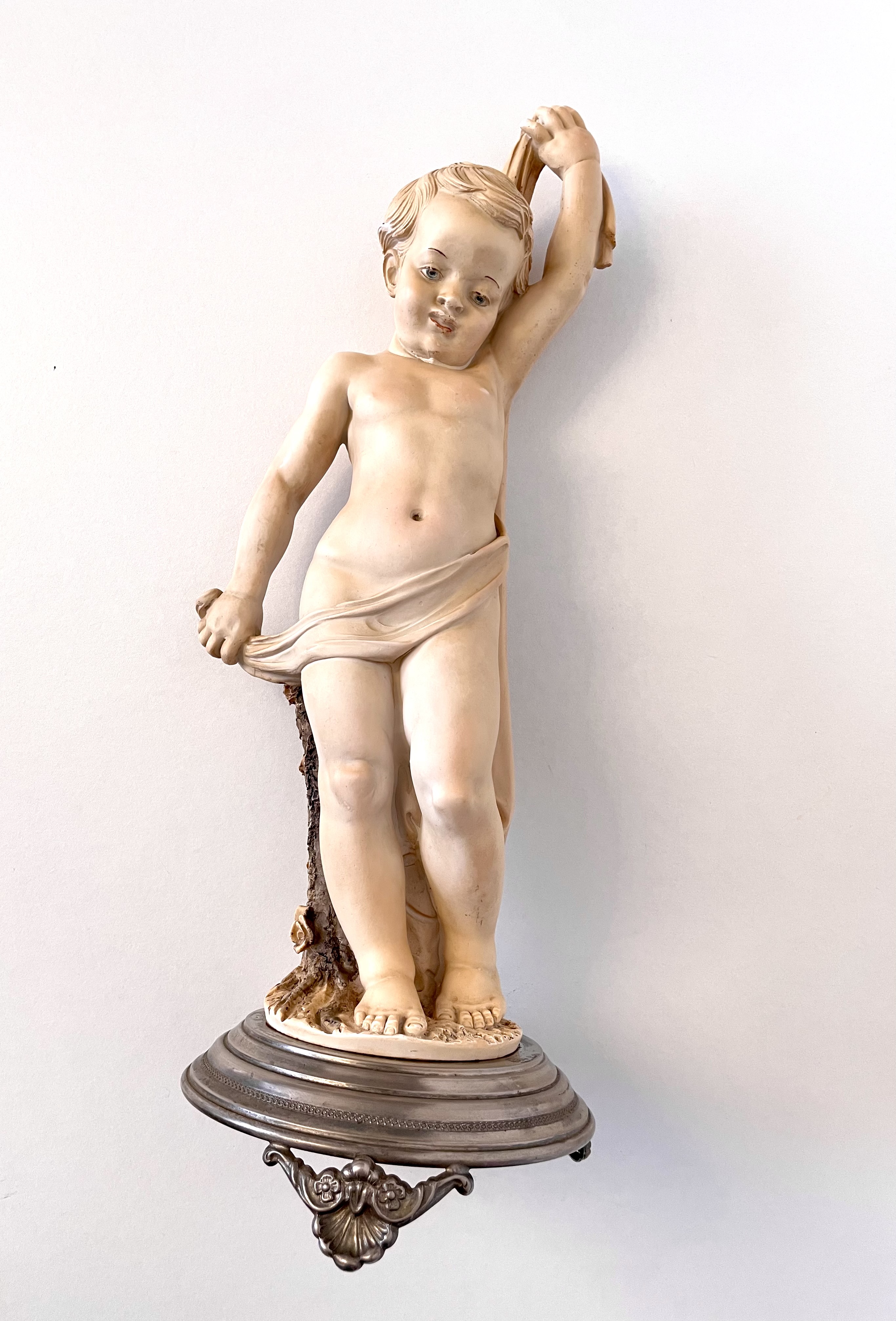 Beeld van een jongen Gesigneerd Capodimonte – foto 17 – kavel bij GSD Auctions, Zoeterwoude