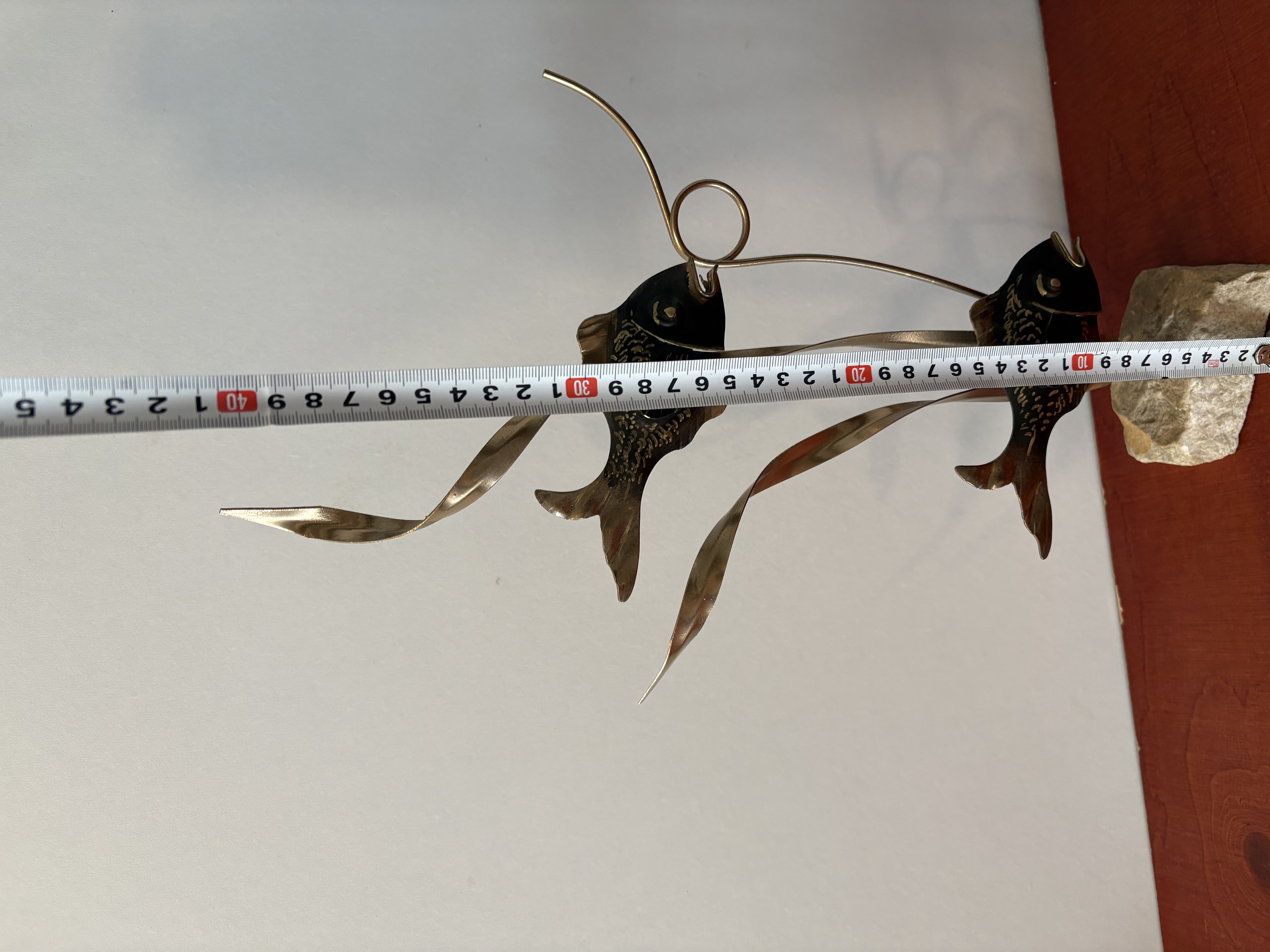 Decoratieve goudkleurige sculptuur van 2 visjes – foto 6 – kavel bij GSD Auctions, Zoeterwoude