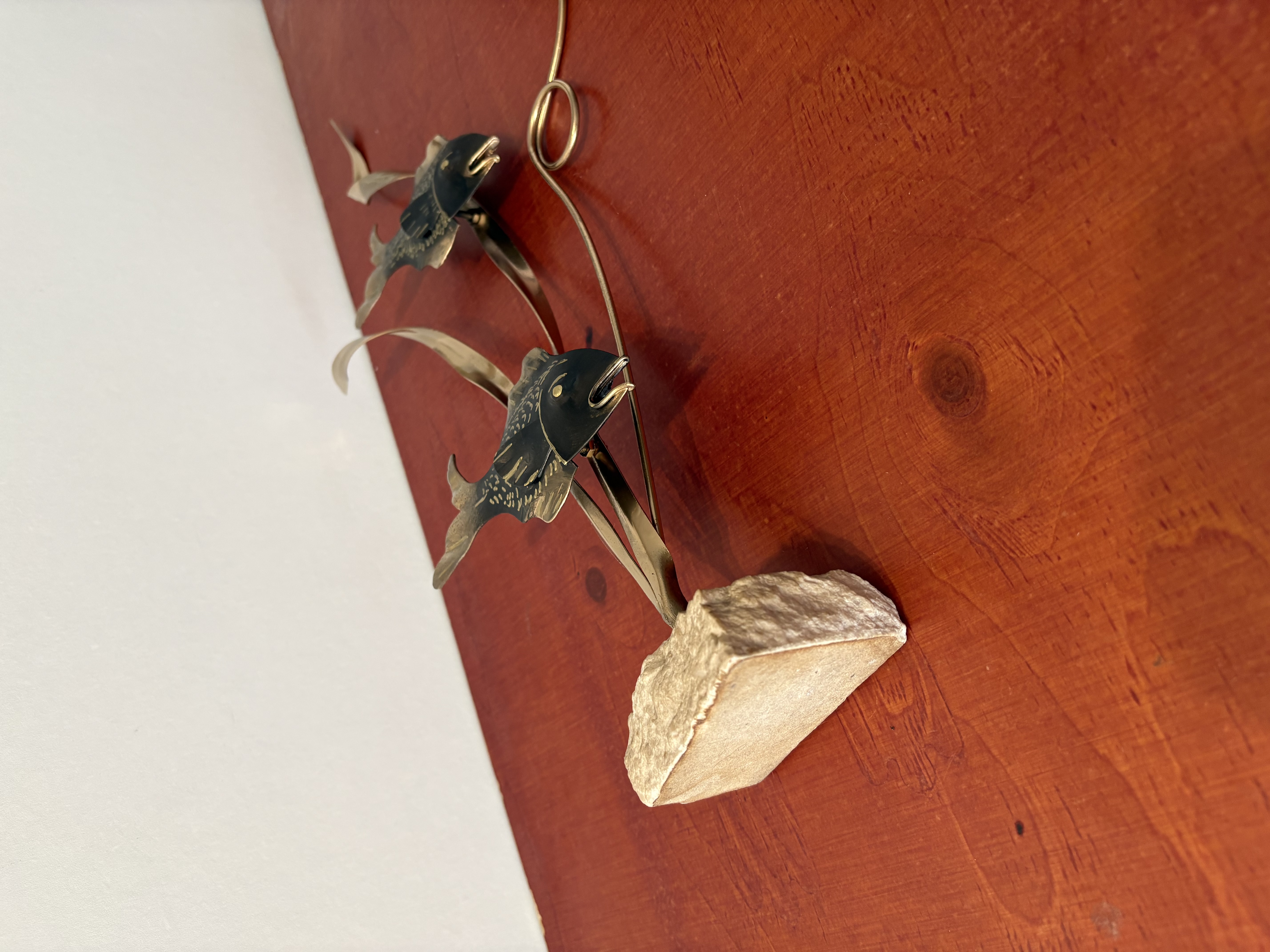 Decoratieve goudkleurige sculptuur van 2 visjes – foto 8 – kavel bij GSD Auctions, Zoeterwoude