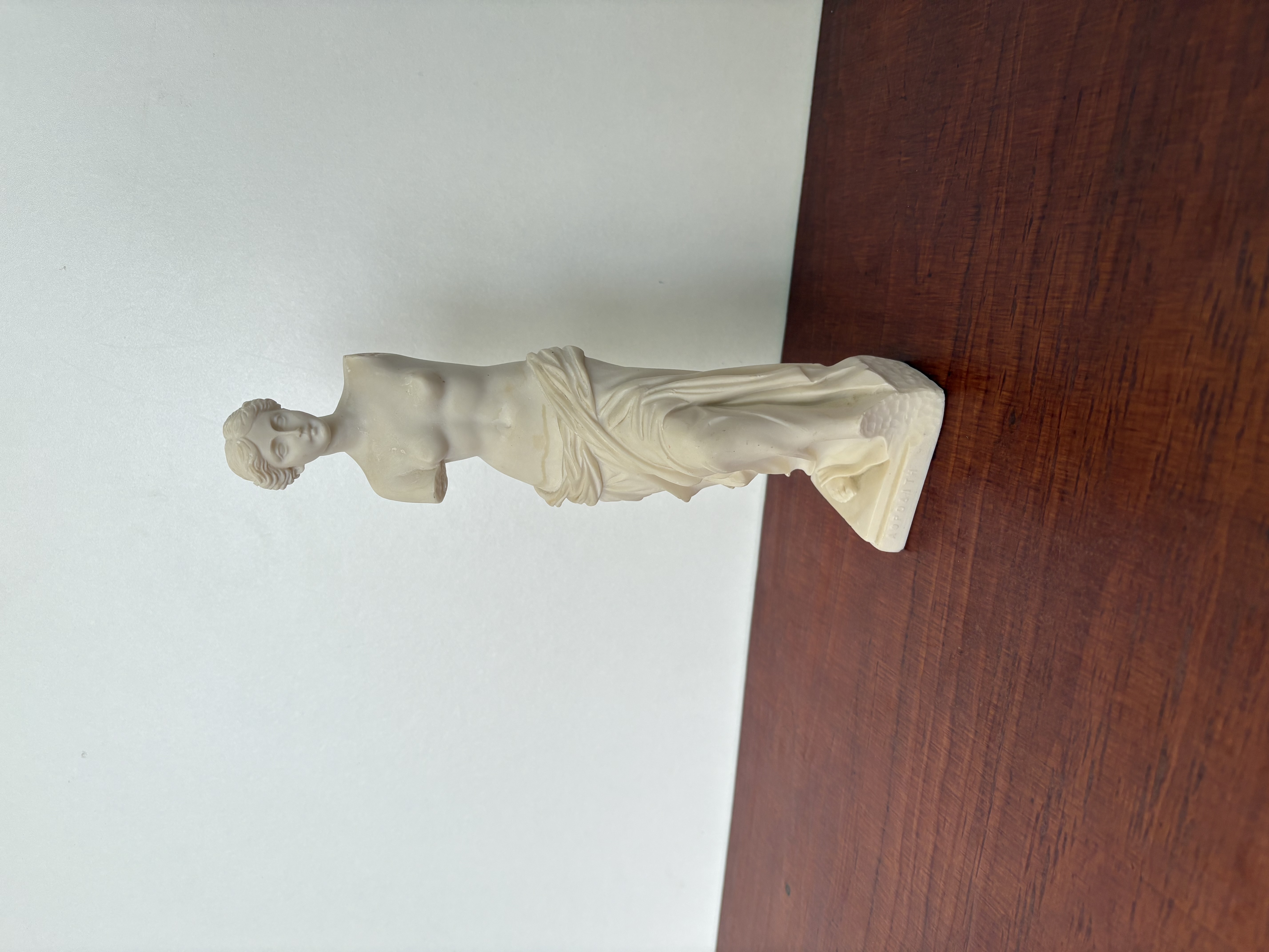 Een beeld van Venus (Milo) – foto 2 – kavel bij GSD Auctions, Zoeterwoude