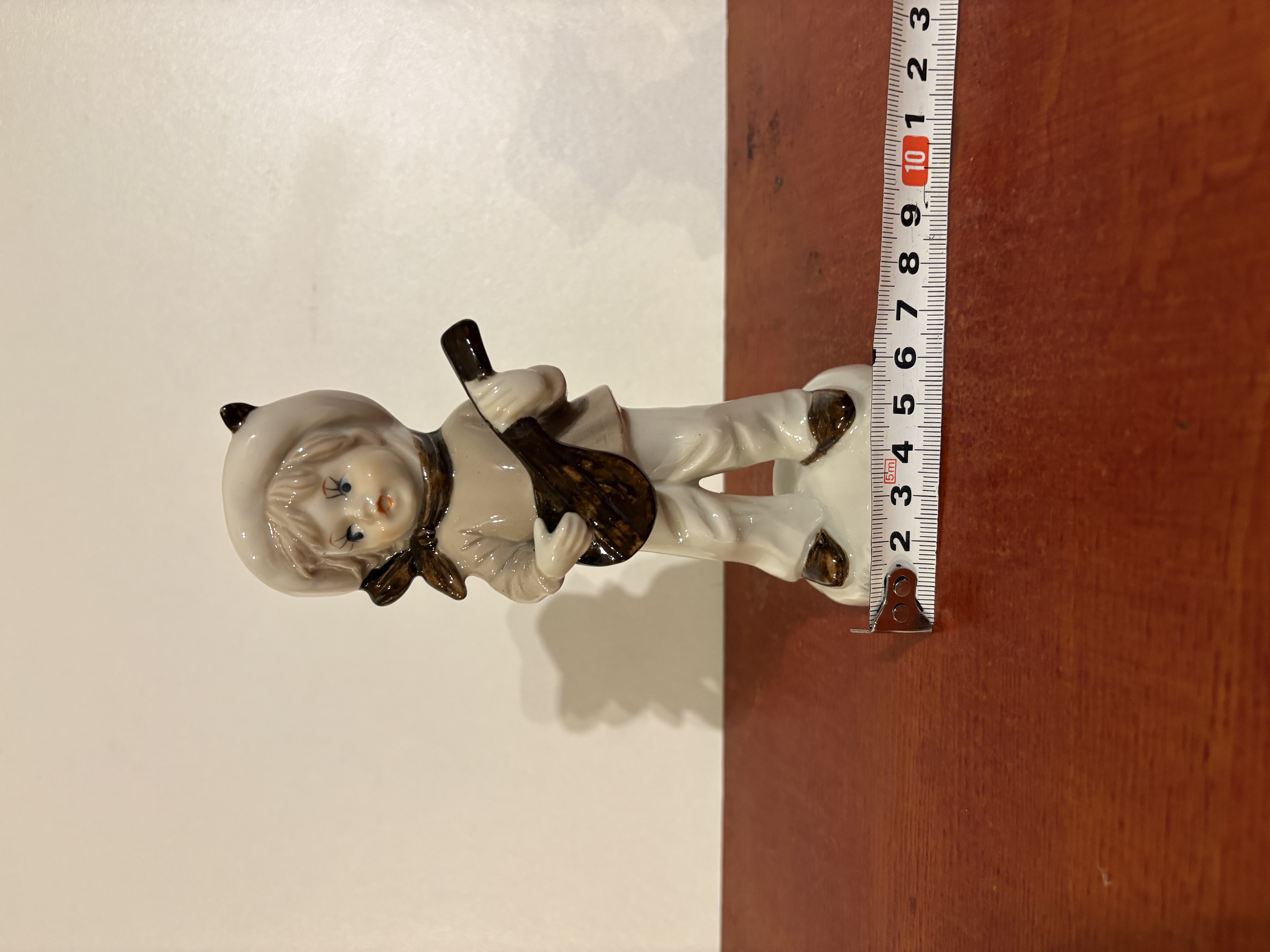 Keramieken Beeldjes Nummer 1 Banjo spelende jonge – foto 6 – kavel bij GSD Auctions, Zoeterwoude