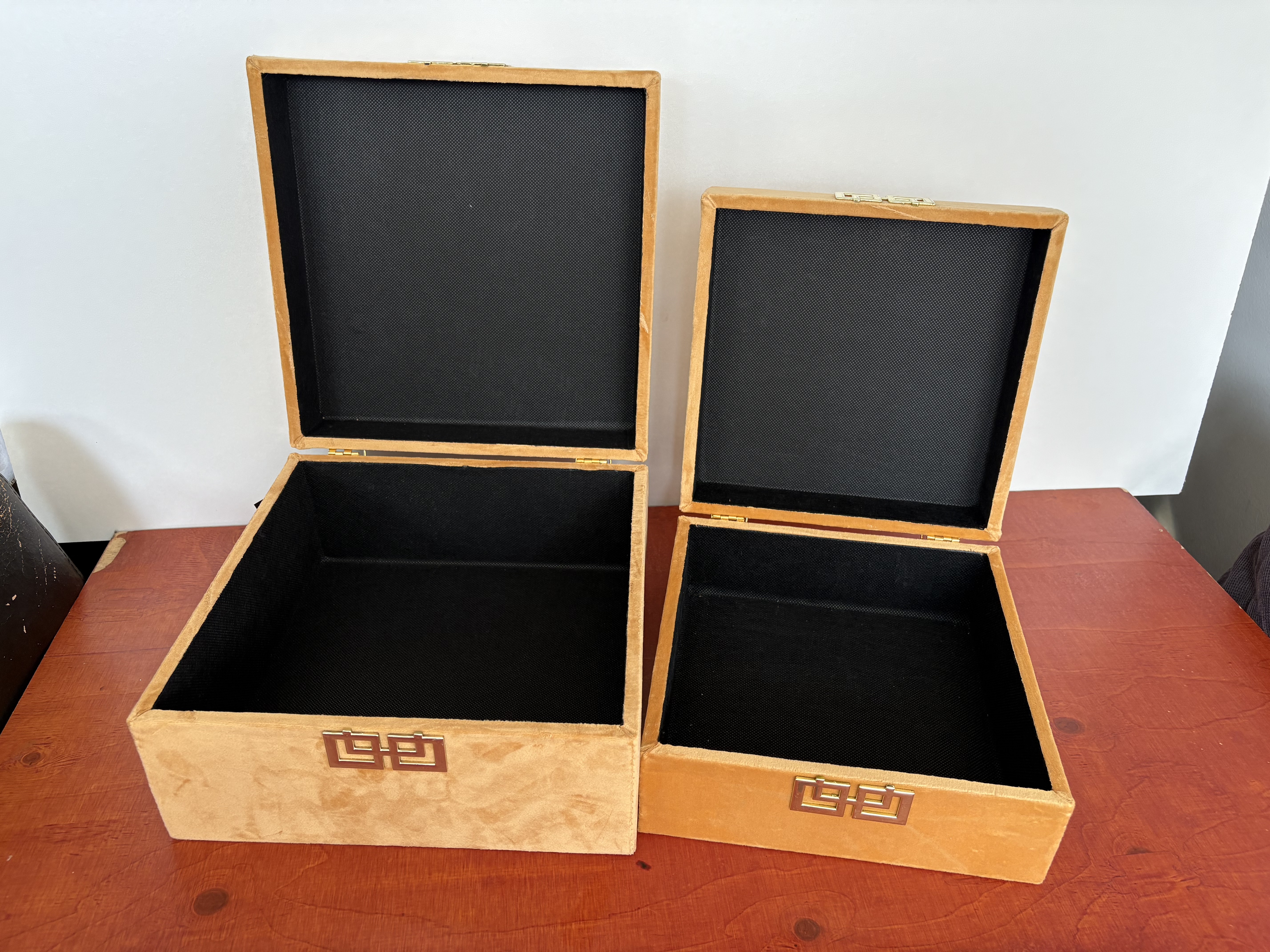 Luxe Opberg boxen klein en groot, ongebruikt – foto 6 – kavel bij GSD Auctions, Zoeterwoude