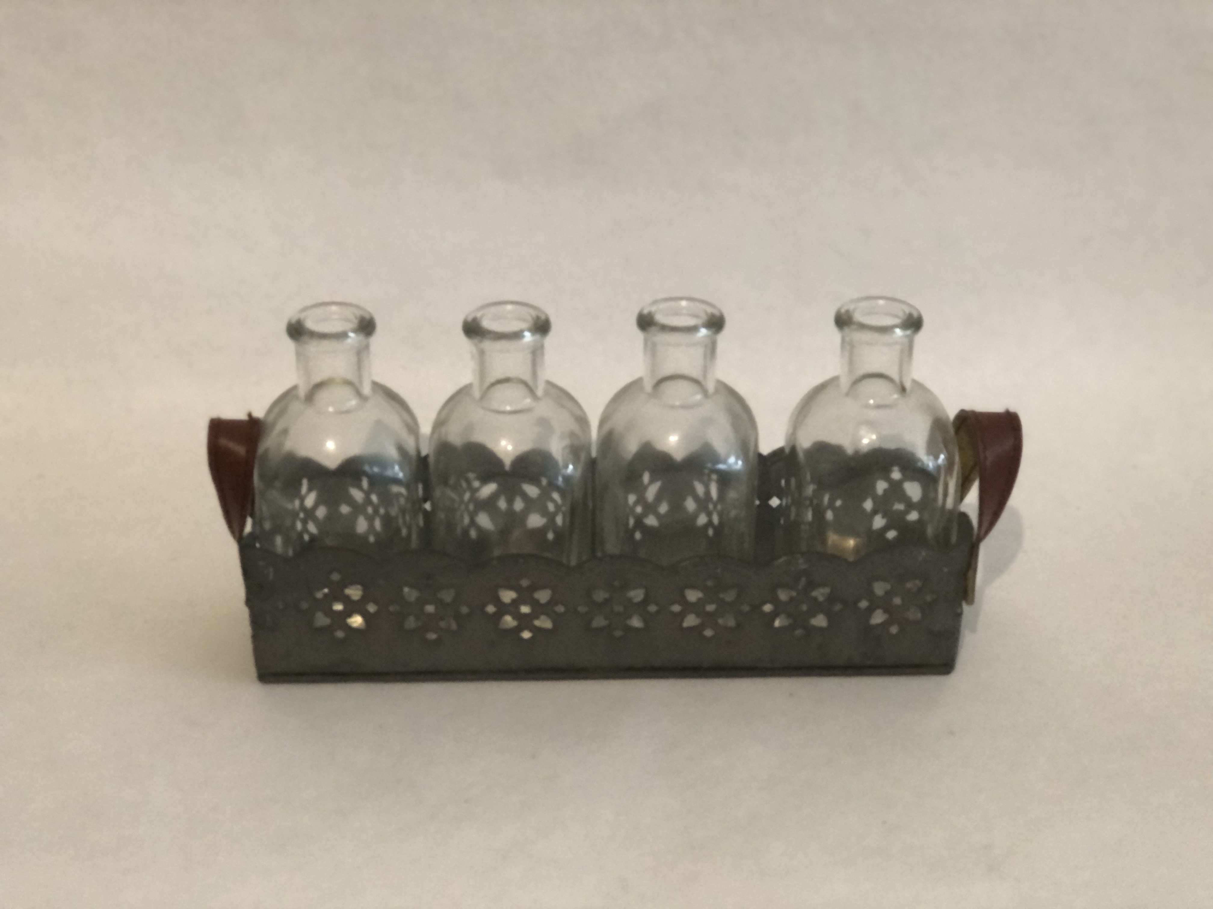 Hobby Decoratieve spoelen doos vol – foto 4 – kavel bij GSD Auctions, Zoeterwoude