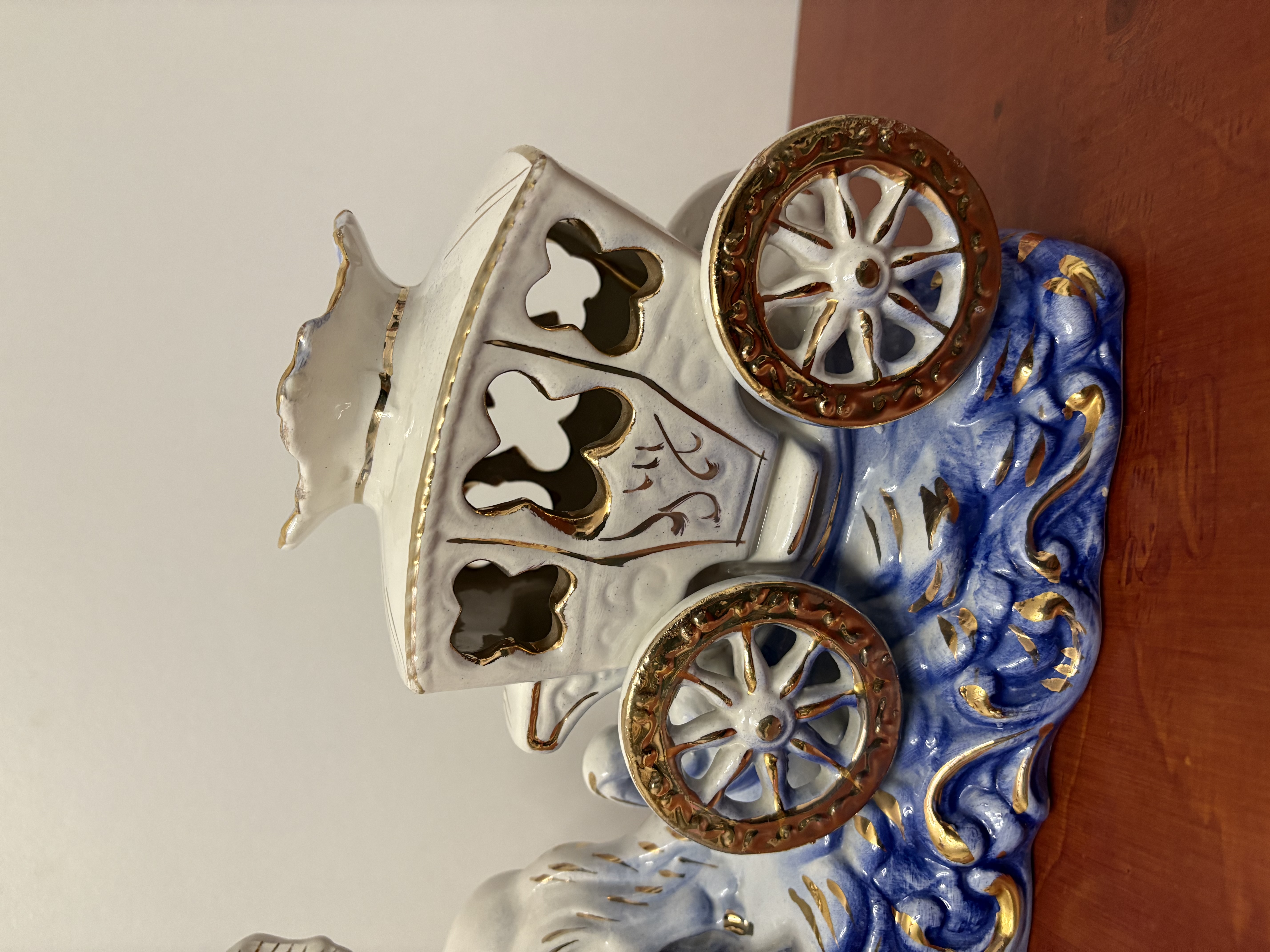 Porseleinen goud versieren paarden met koets – foto 12 – kavel bij GSD Auctions, Zoeterwoude