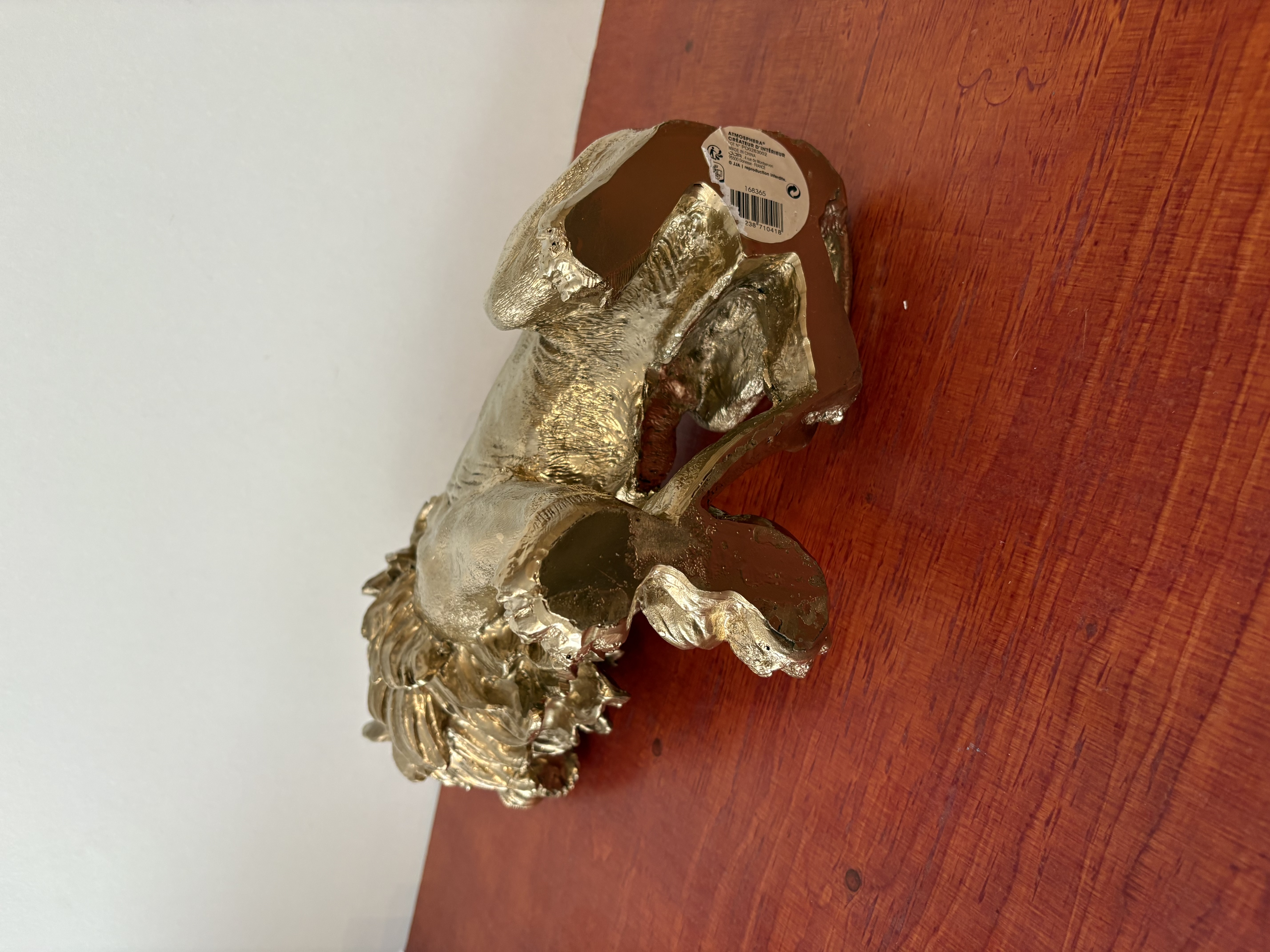 Goudkleurige leeuw van polyresin – foto 7 – kavel bij GSD Auctions, Zoeterwoude