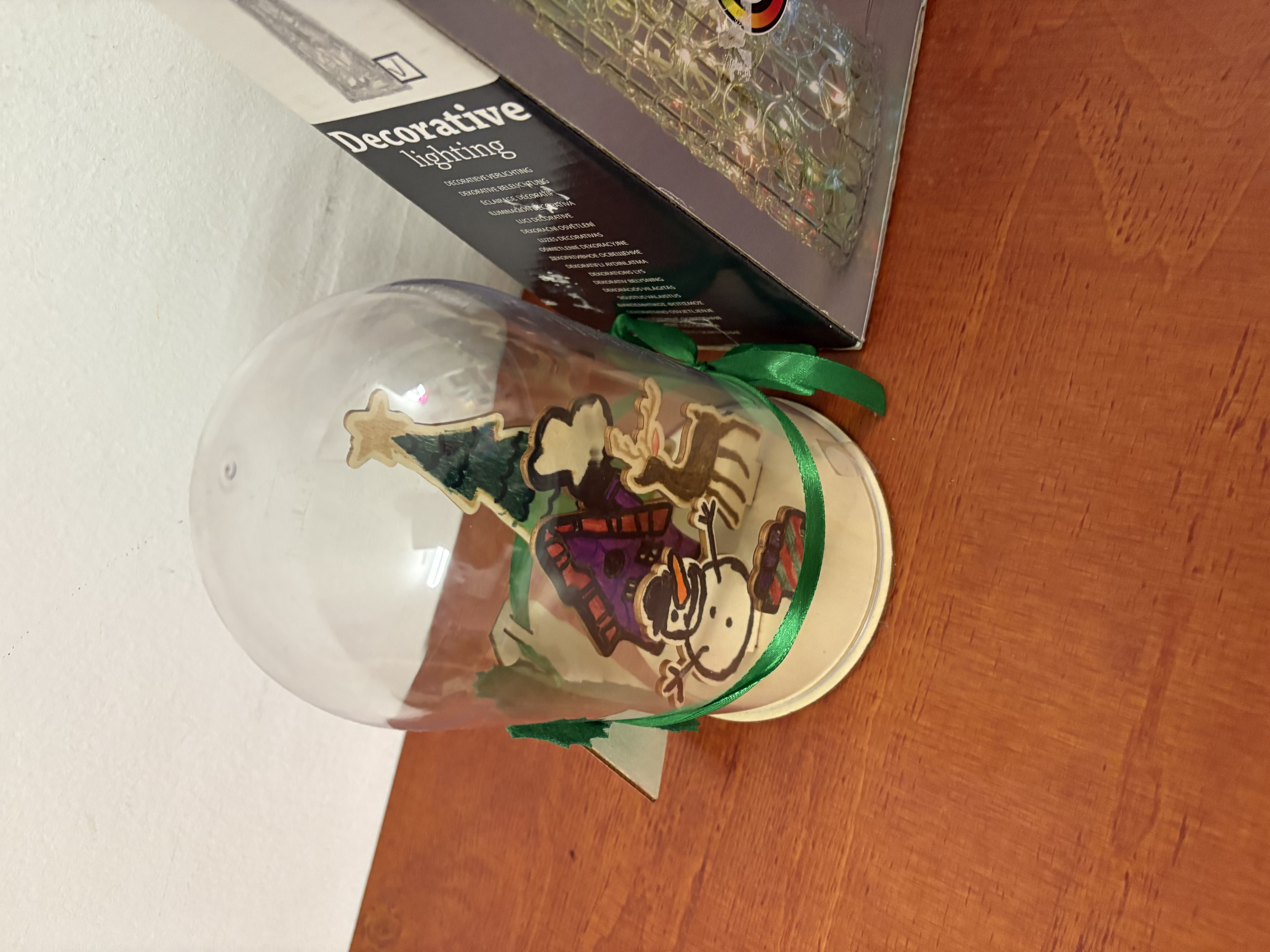 Kerst items 2 Led lichtjes en 2 stolpen – foto 4 – kavel bij GSD Auctions, Zoeterwoude