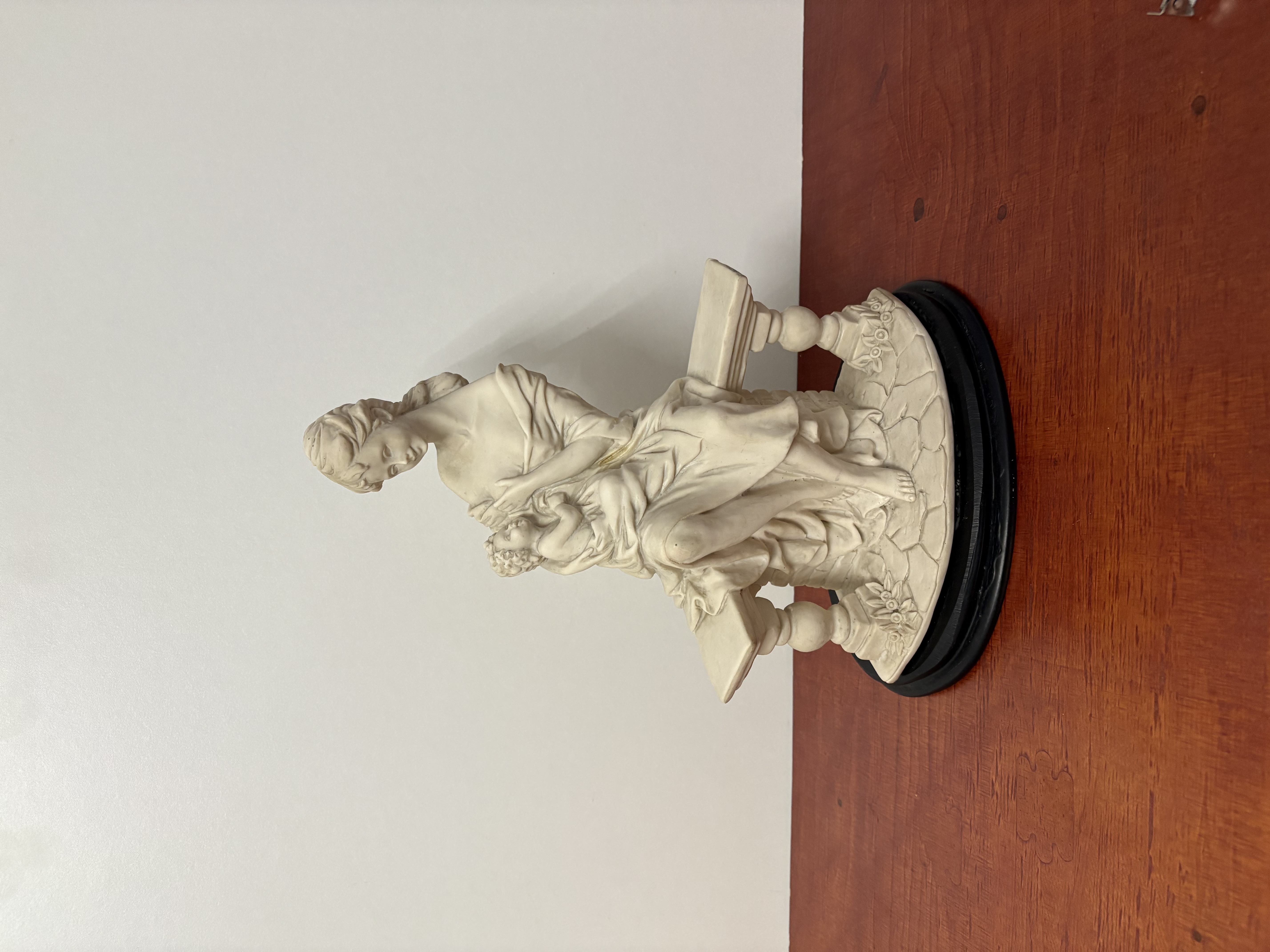 Moeder en kind "Maternity with Flowers" – kavel bij GSD Auctions, Zoeterwoude